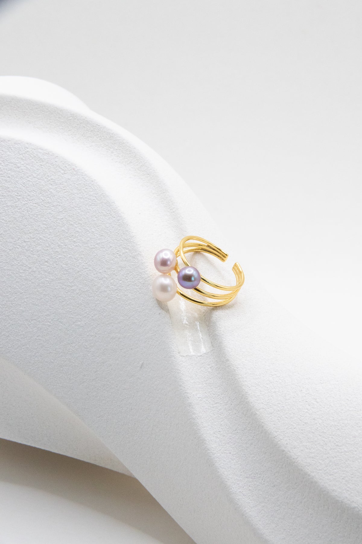 Triple pearl ring-Golden Wisteria