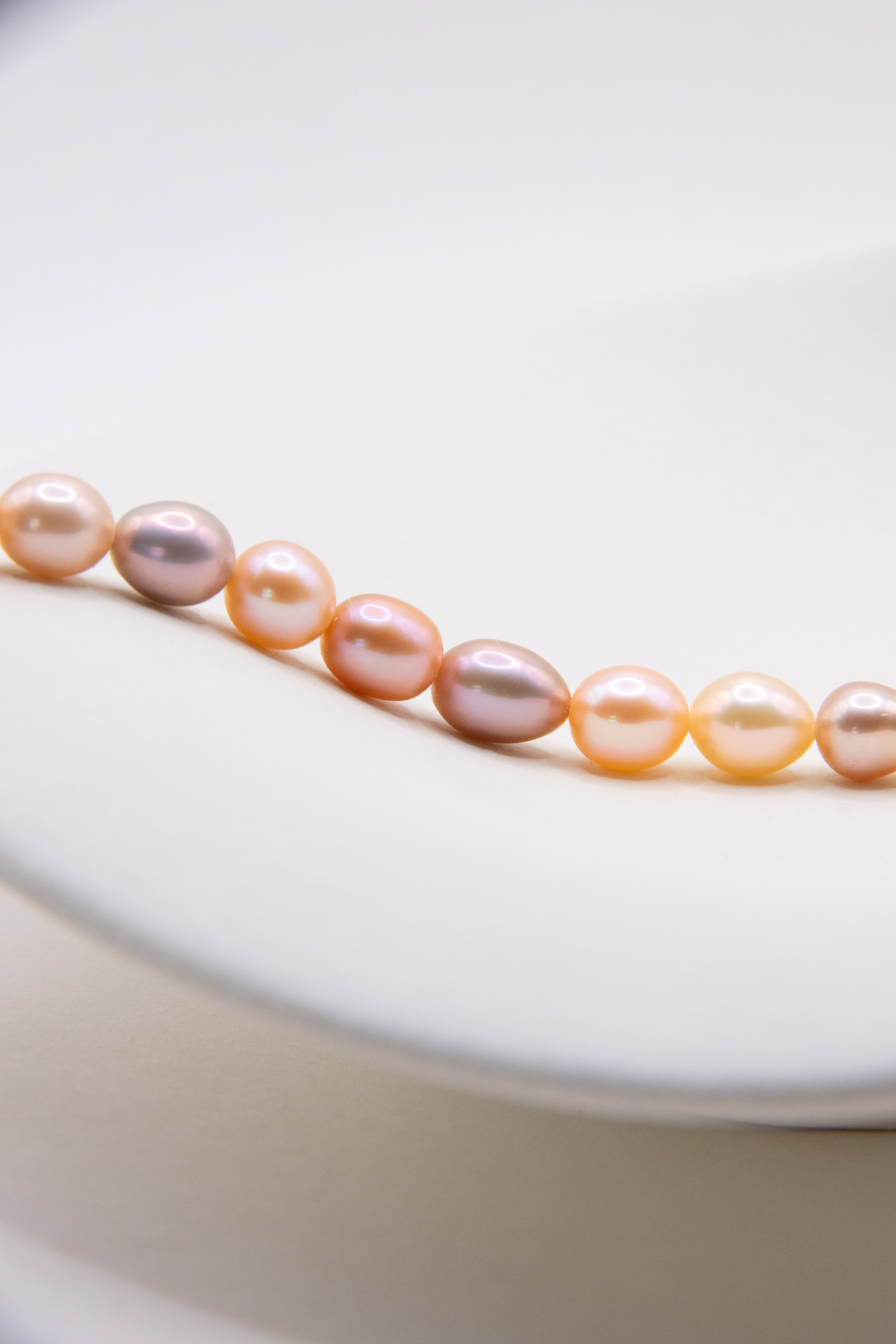 Excellent level seedless pearls bracelet