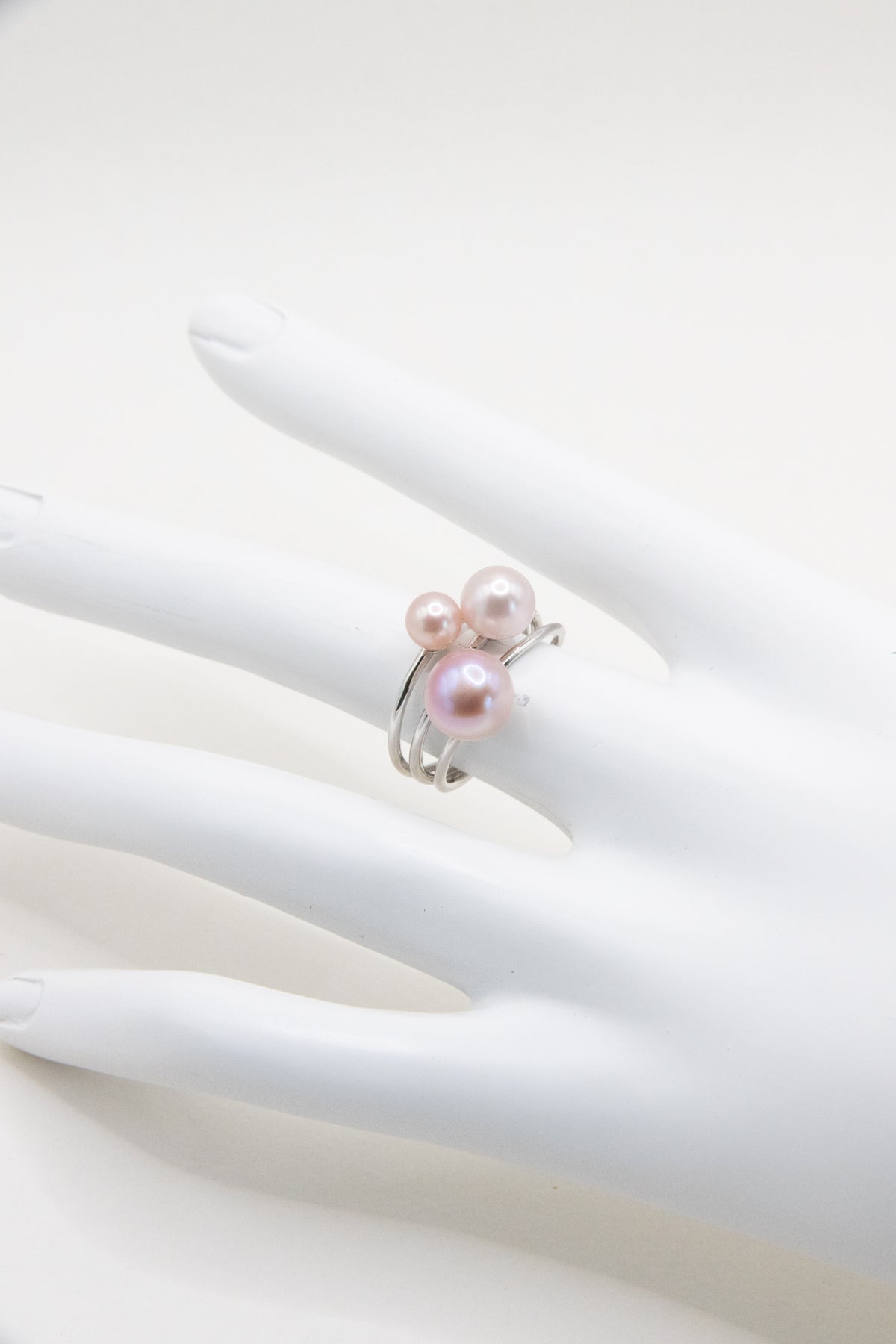 Triple Pearl ring- Your summer night whisper