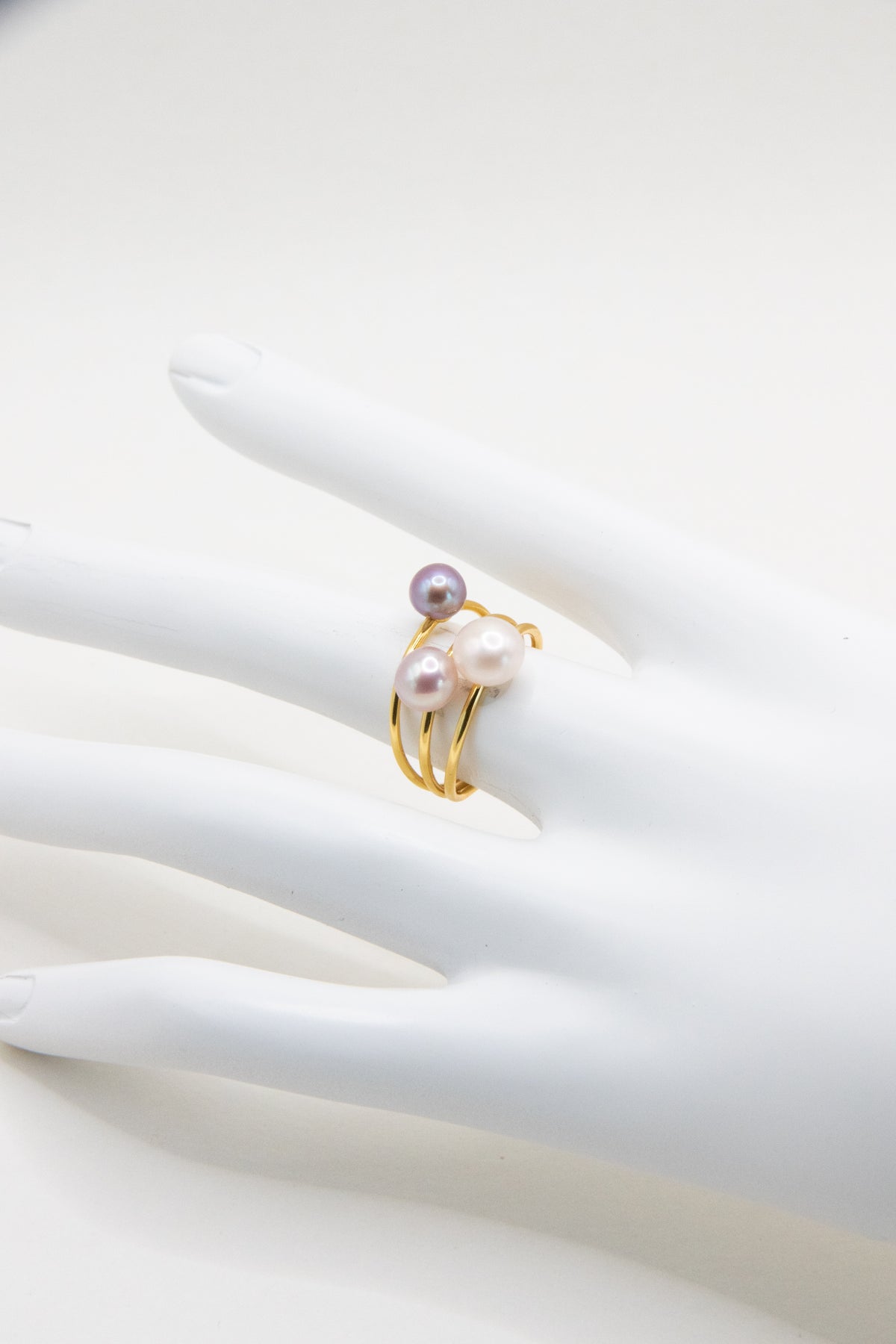 Triple pearl ring-Golden Wisteria