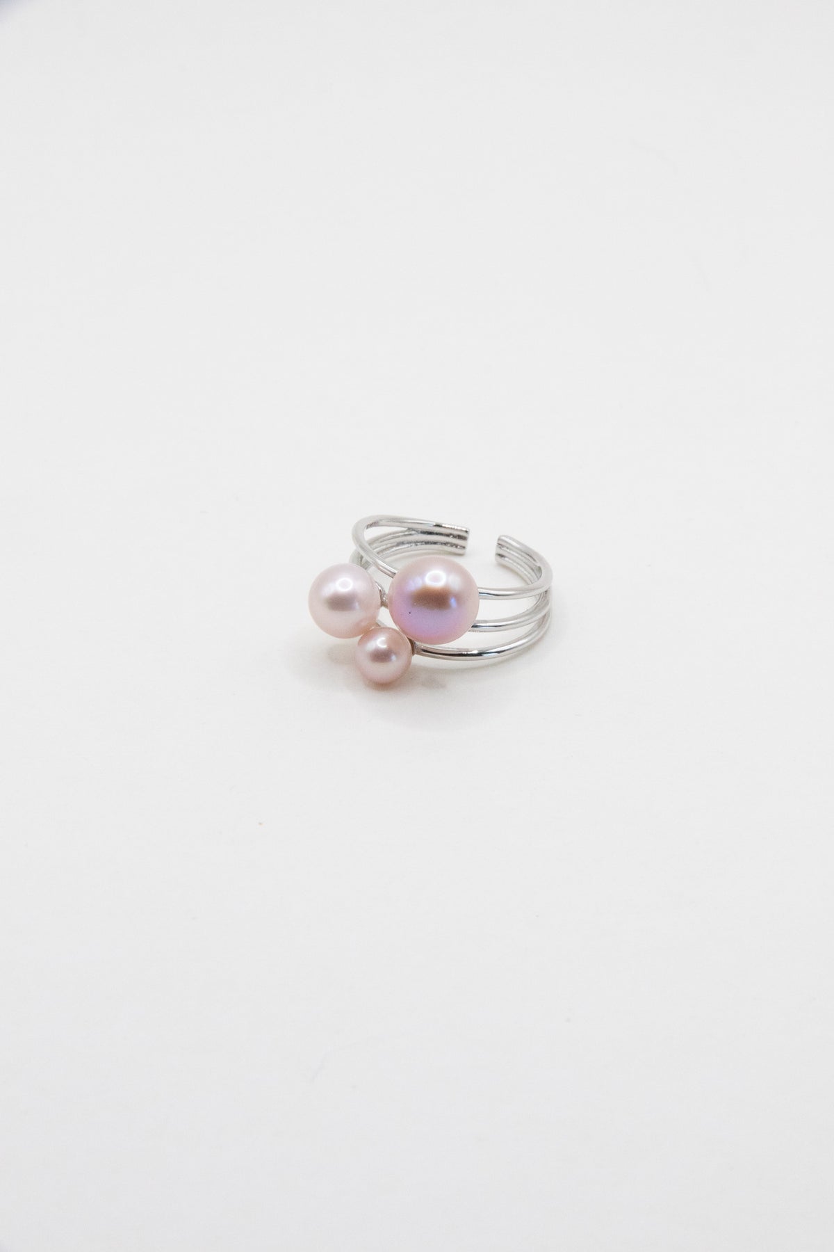Triple Pearl ring- Your summer night whisper
