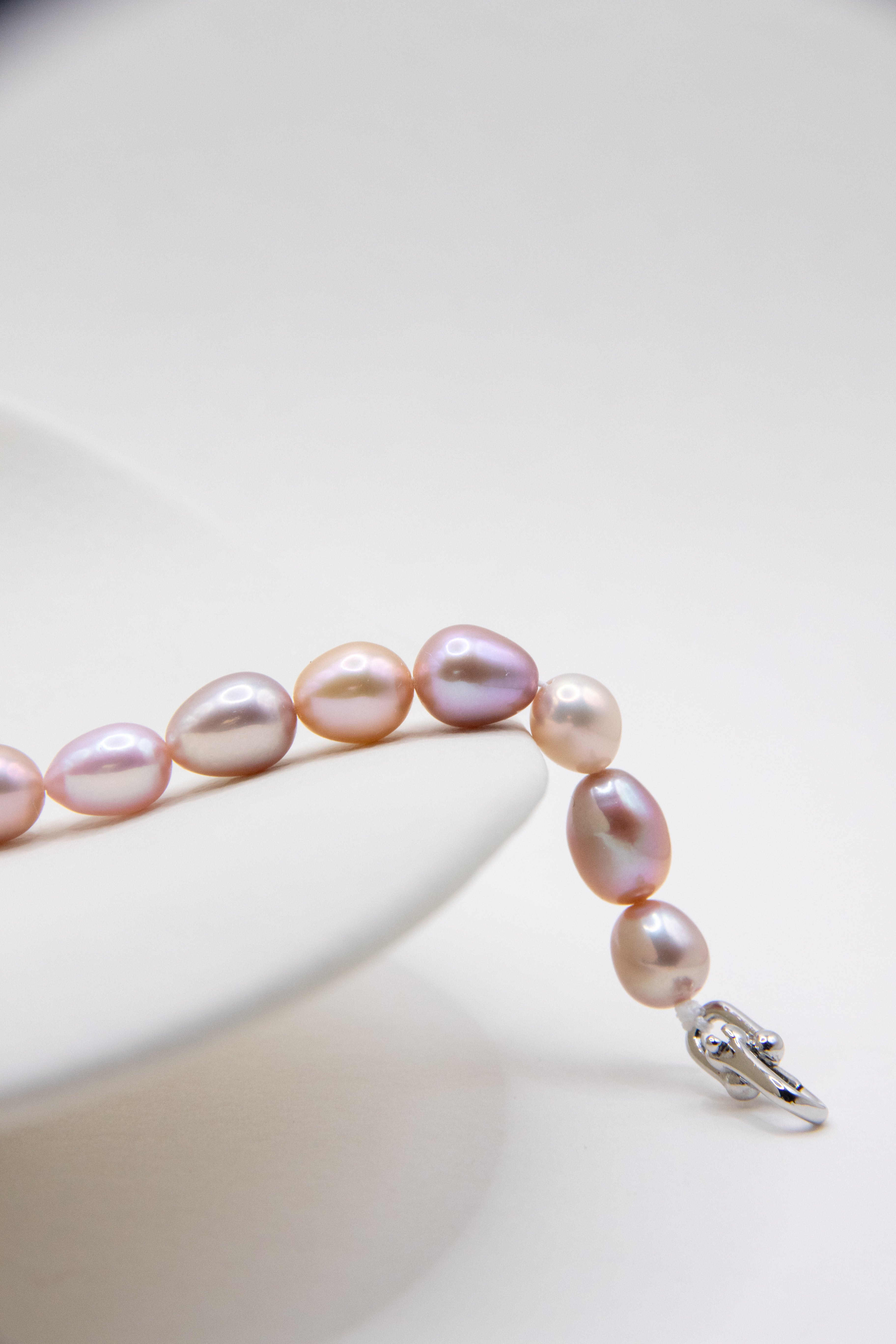 Excellent level seedless pearls bracelet