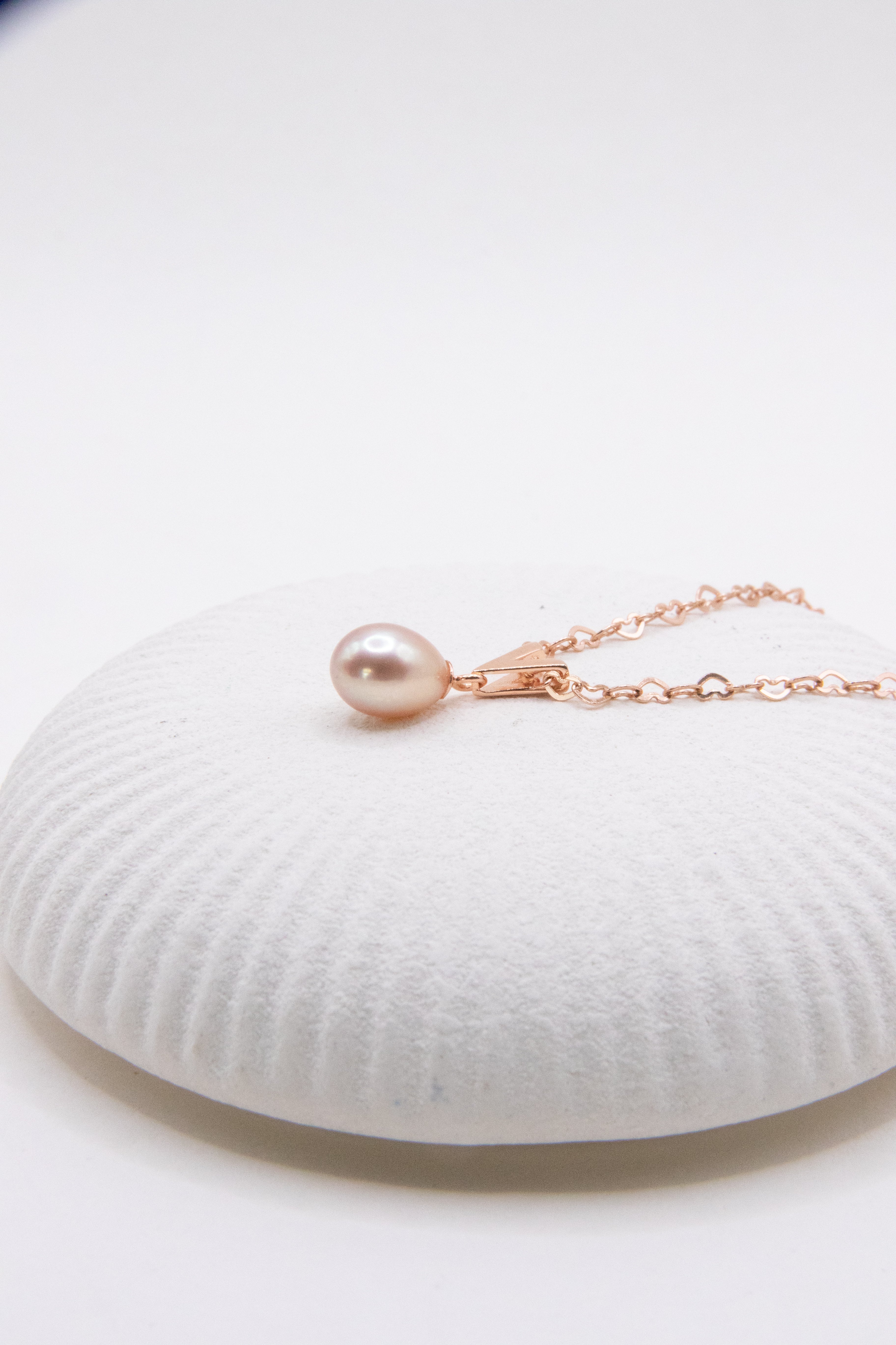 Rosegold Heart-Excellent level drop pearl.