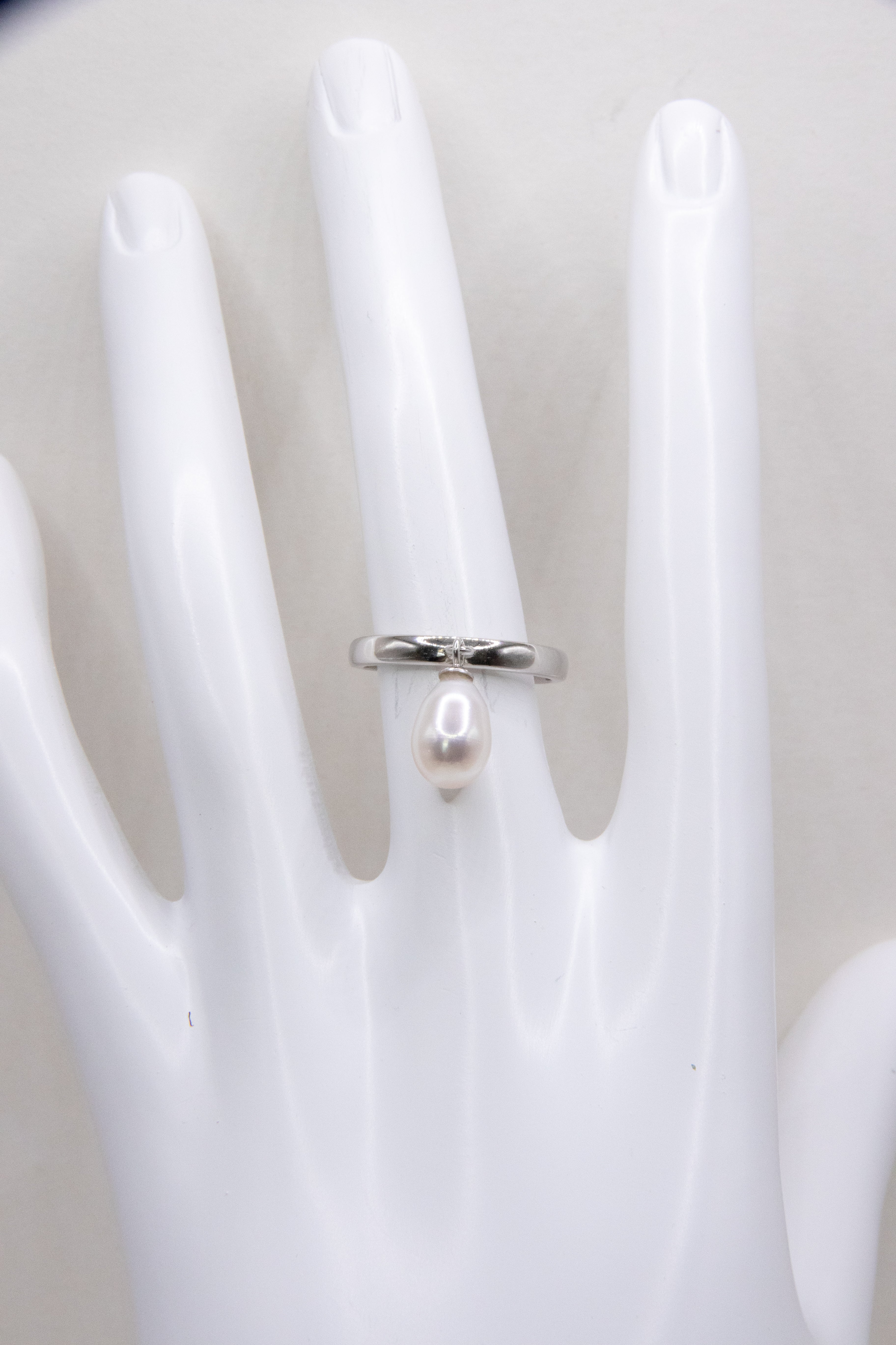 Dancing drop rings- White drops with silver/Gold