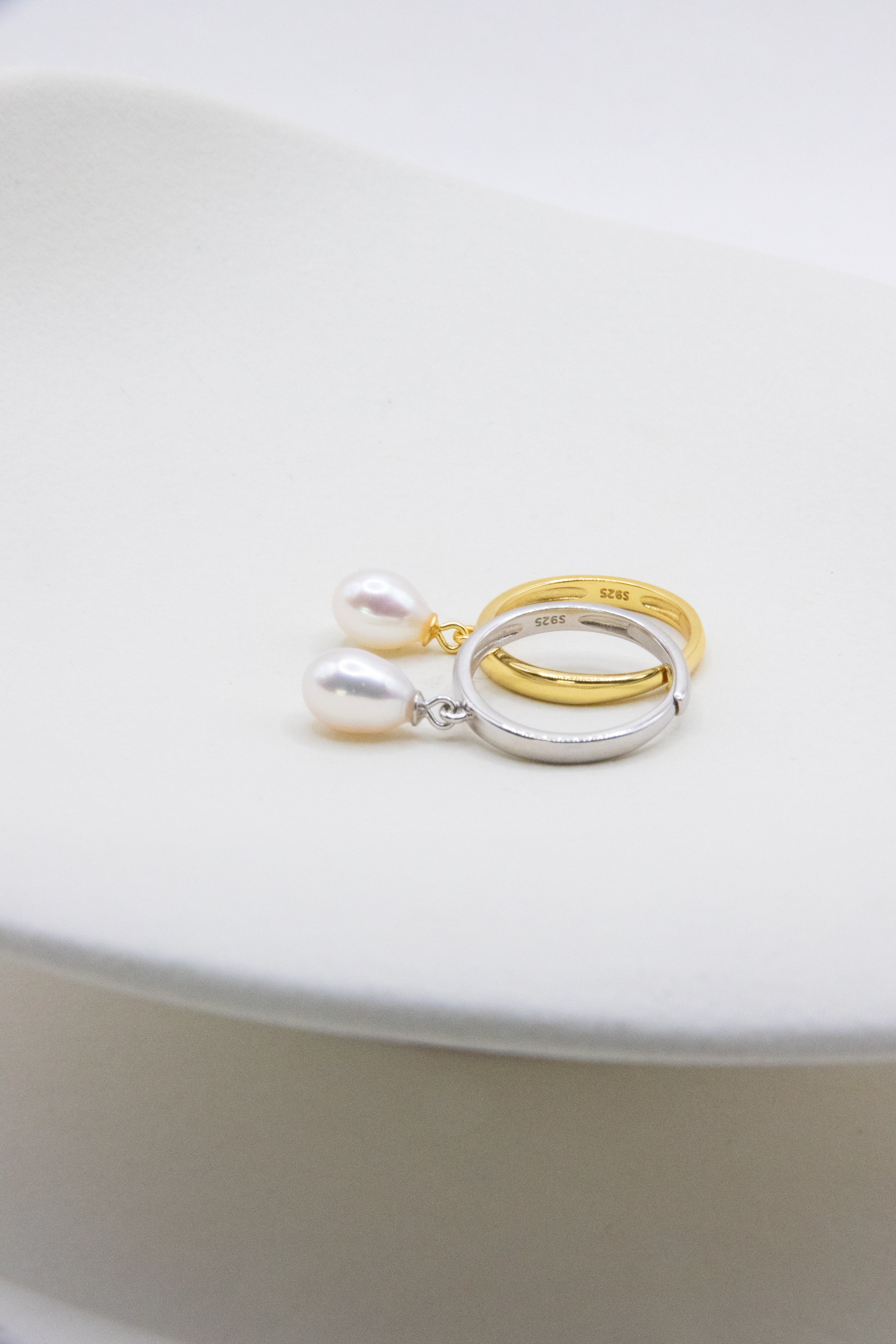 Dancing drop rings- White drops with silver/Gold