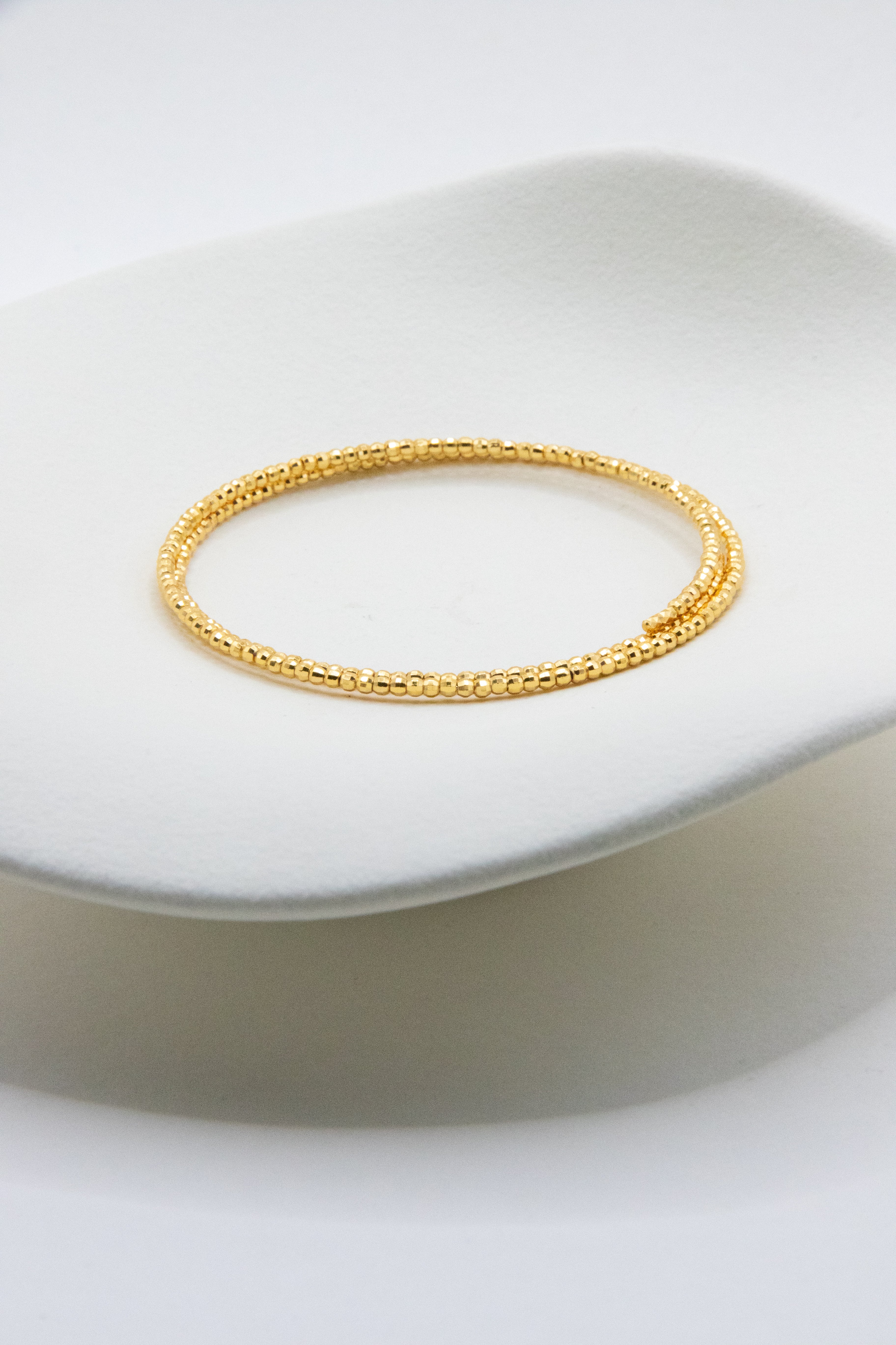Triple Wrap Faceted Gold Bead Bracelet – 18K Gold-Plated 925 Silver – Light & Elegant
