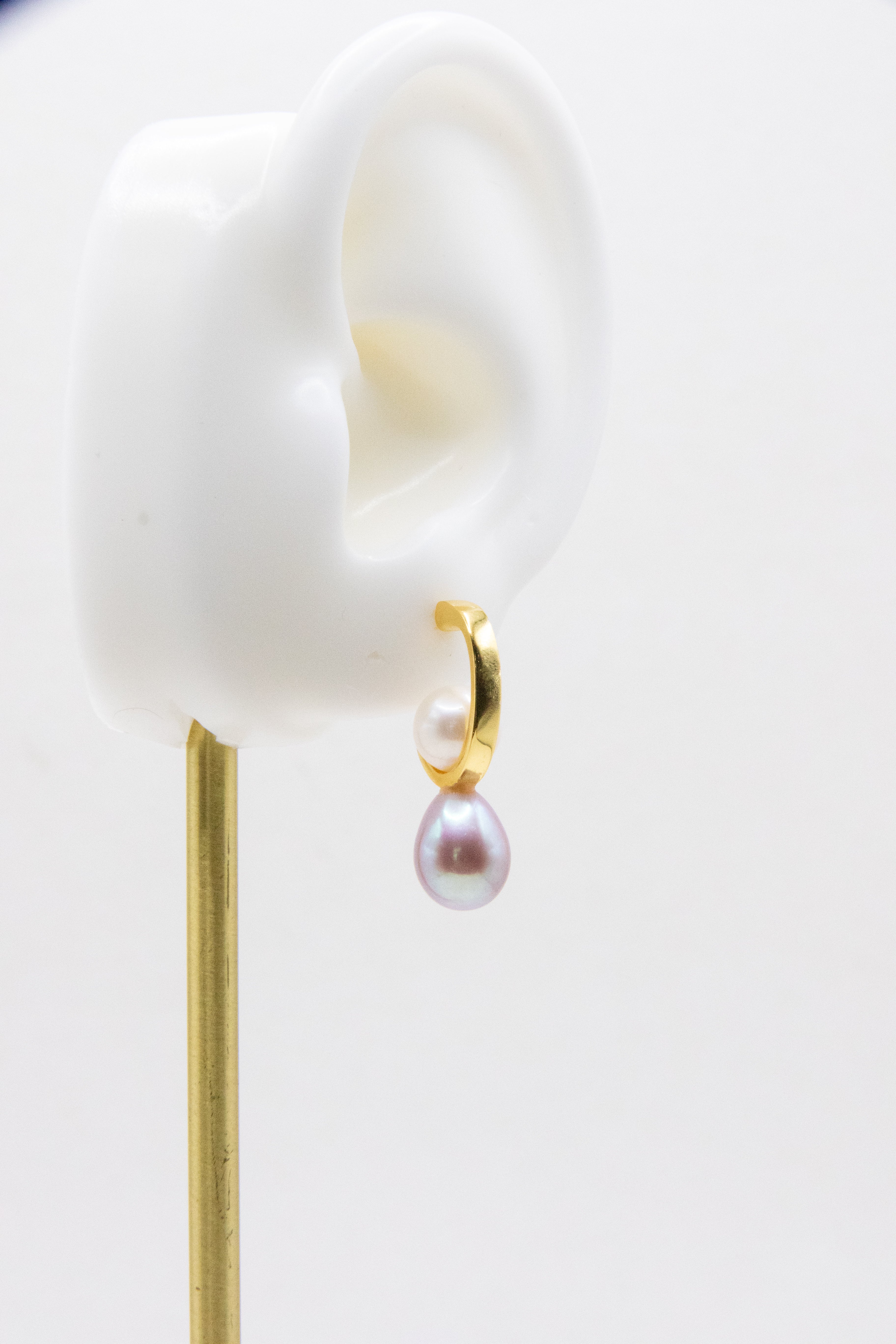 Everyday colorful seedless pearl ear studs