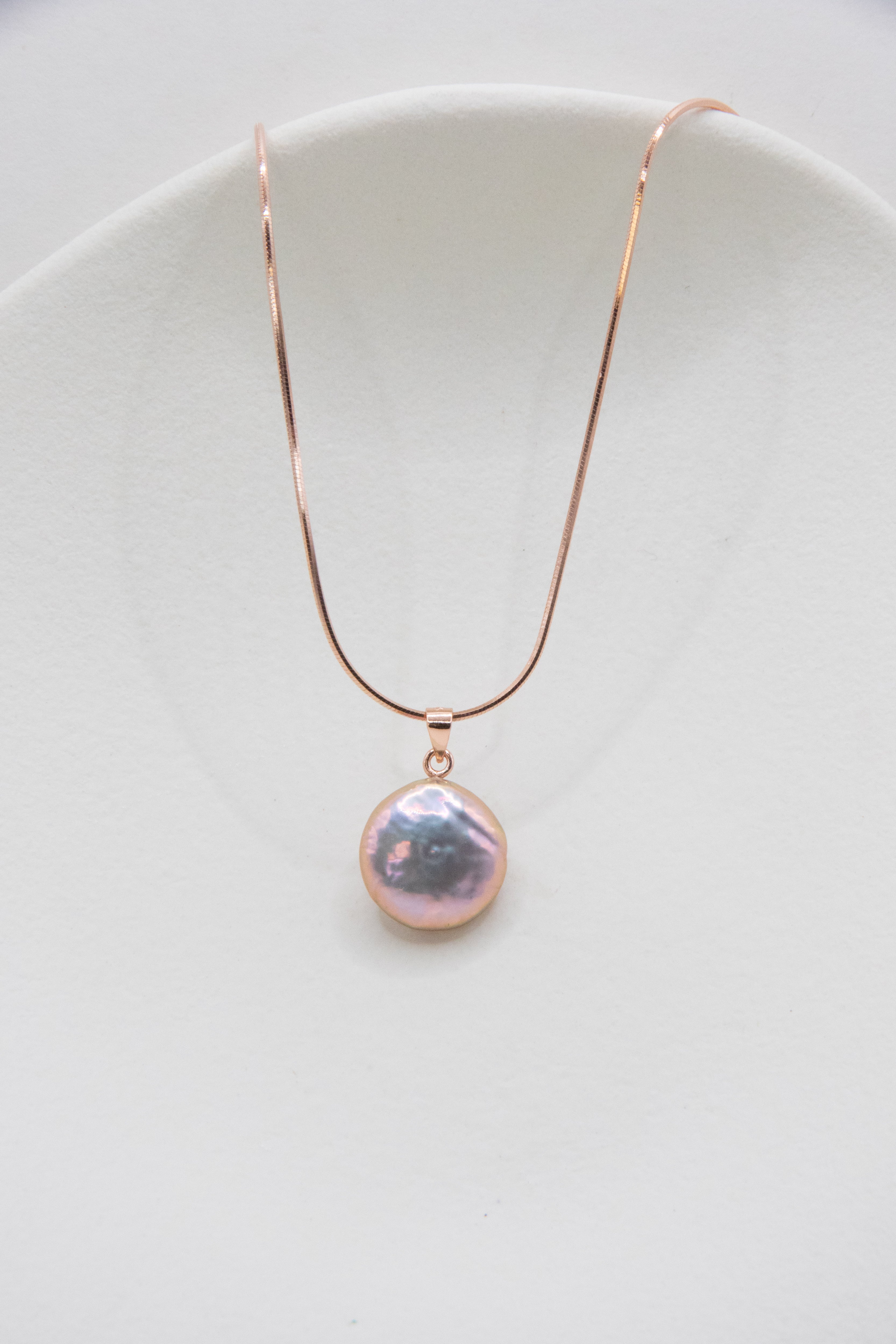 Rose Gold Button Pearl Necklace – Natural Rose-Toned Freshwater Pearl on Snake Chain