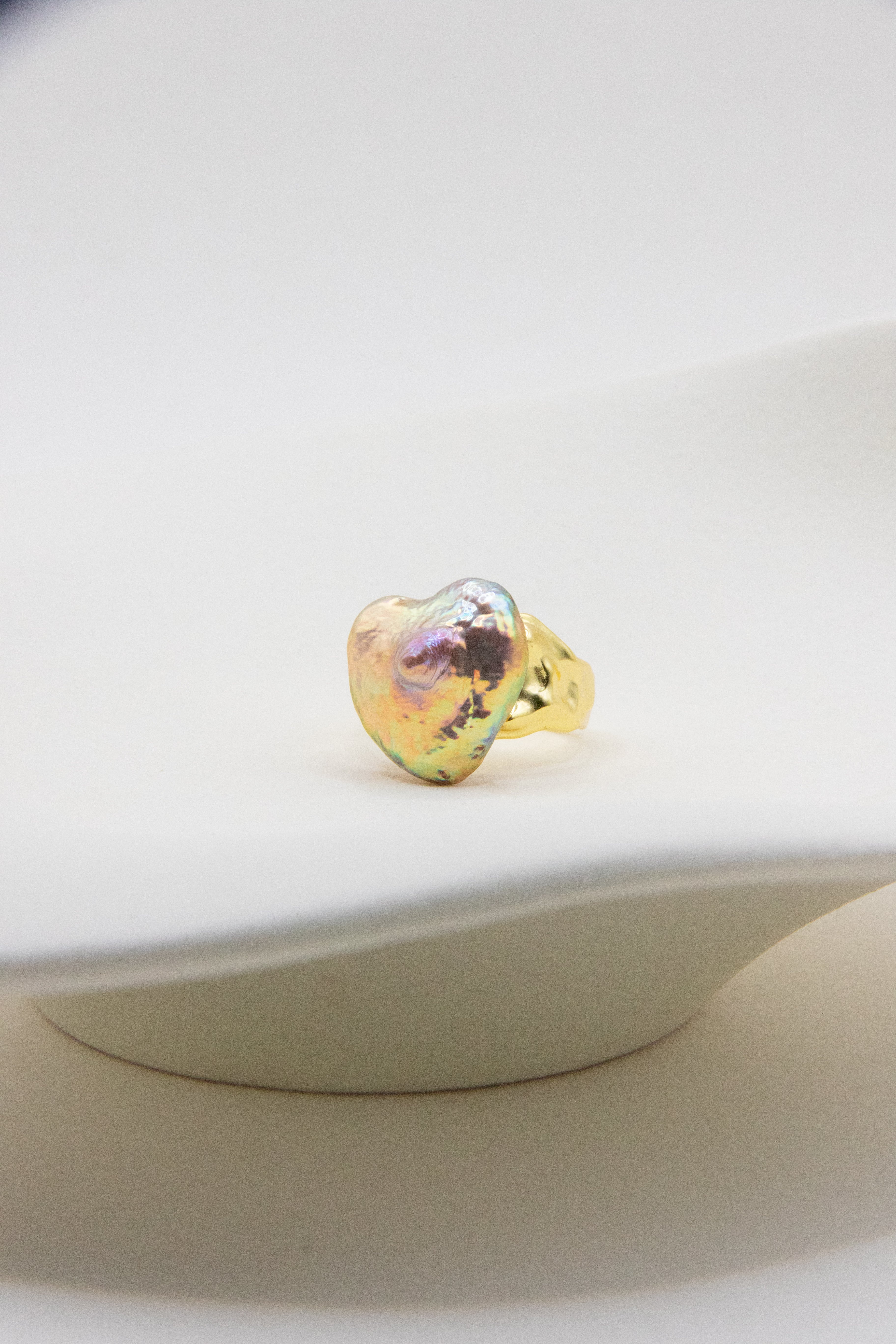 FANTASTIC HEART- Rare Metallic Color baroque pearl ring on Gold-Plated Silver Band