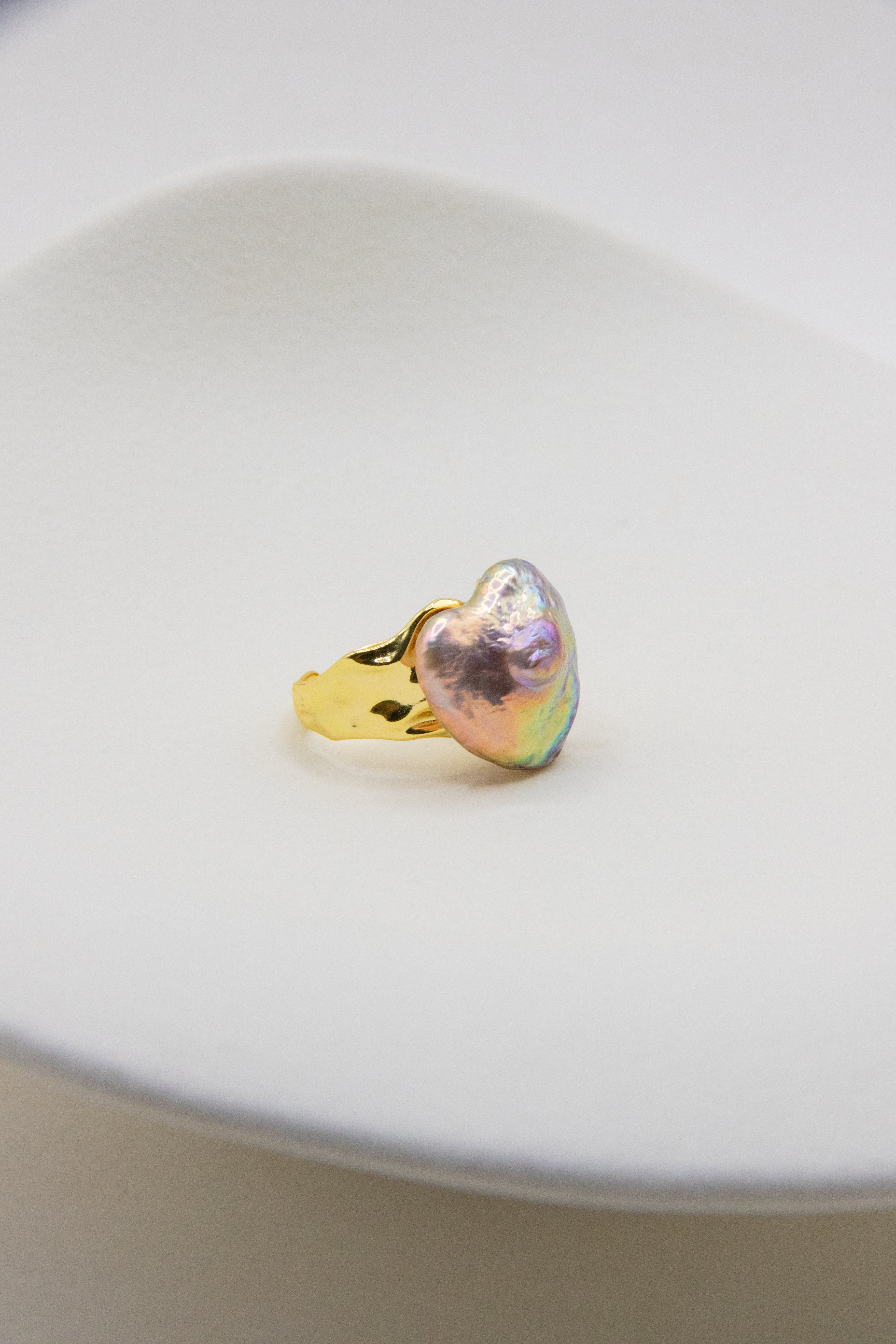 FANTASTIC HEART- Rare Metallic Color baroque pearl ring on Gold-Plated Silver Band