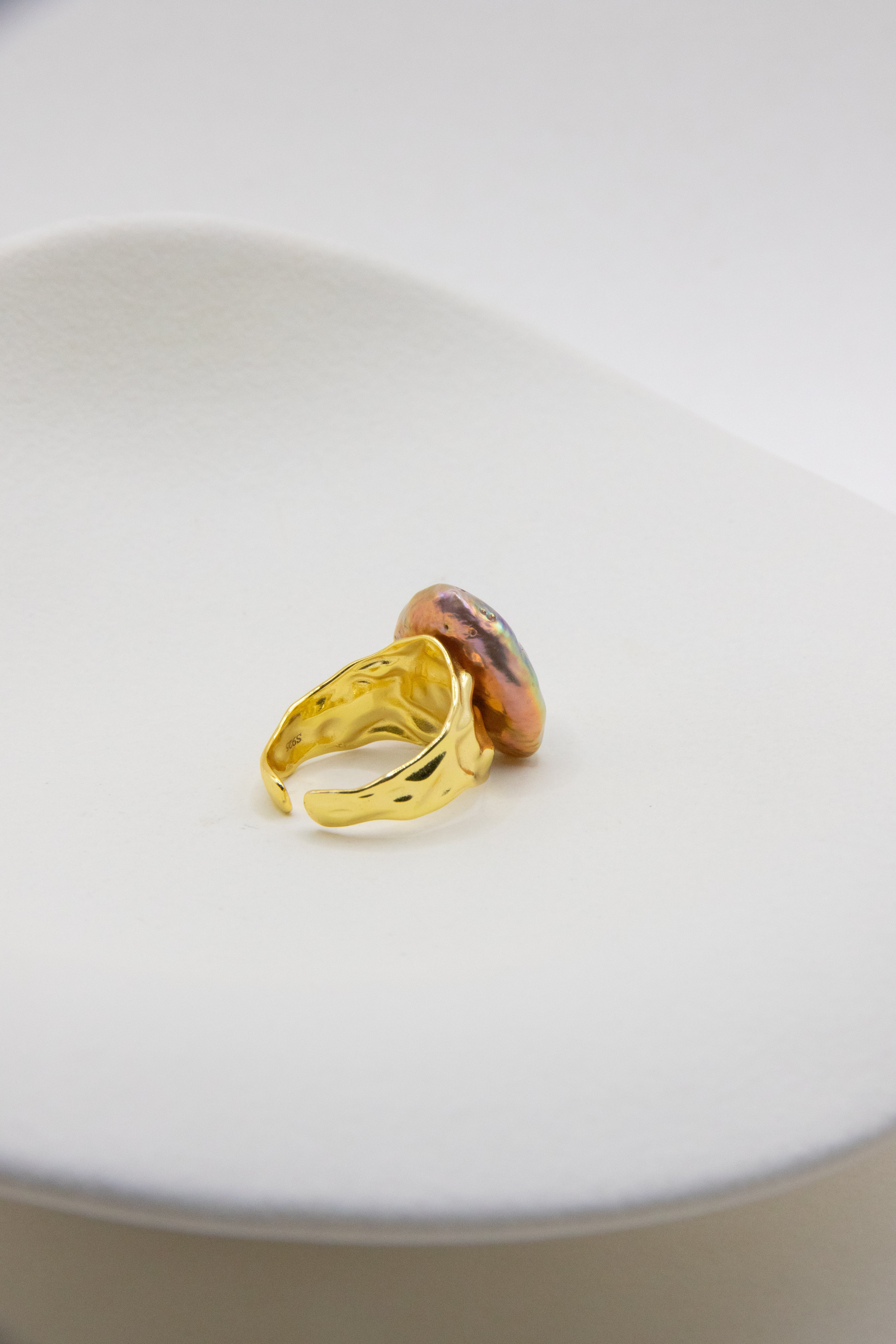 FANTASTIC HEART- Rare Metallic Color baroque pearl ring on Gold-Plated Silver Band