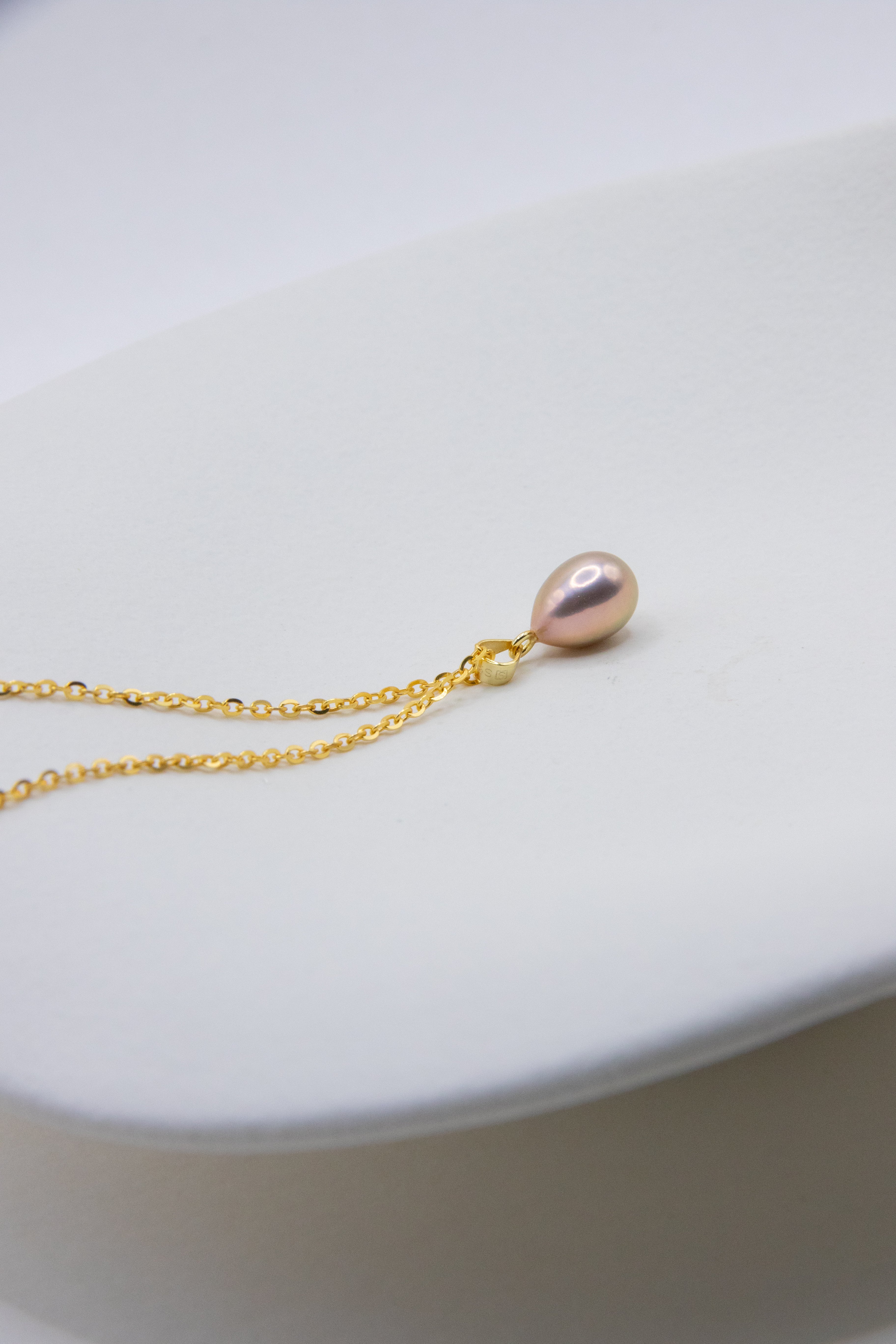 Excellent Golden Drop Pearl Necklace – Natural Seedless Pearl on Gold-Plated O-Link Chain