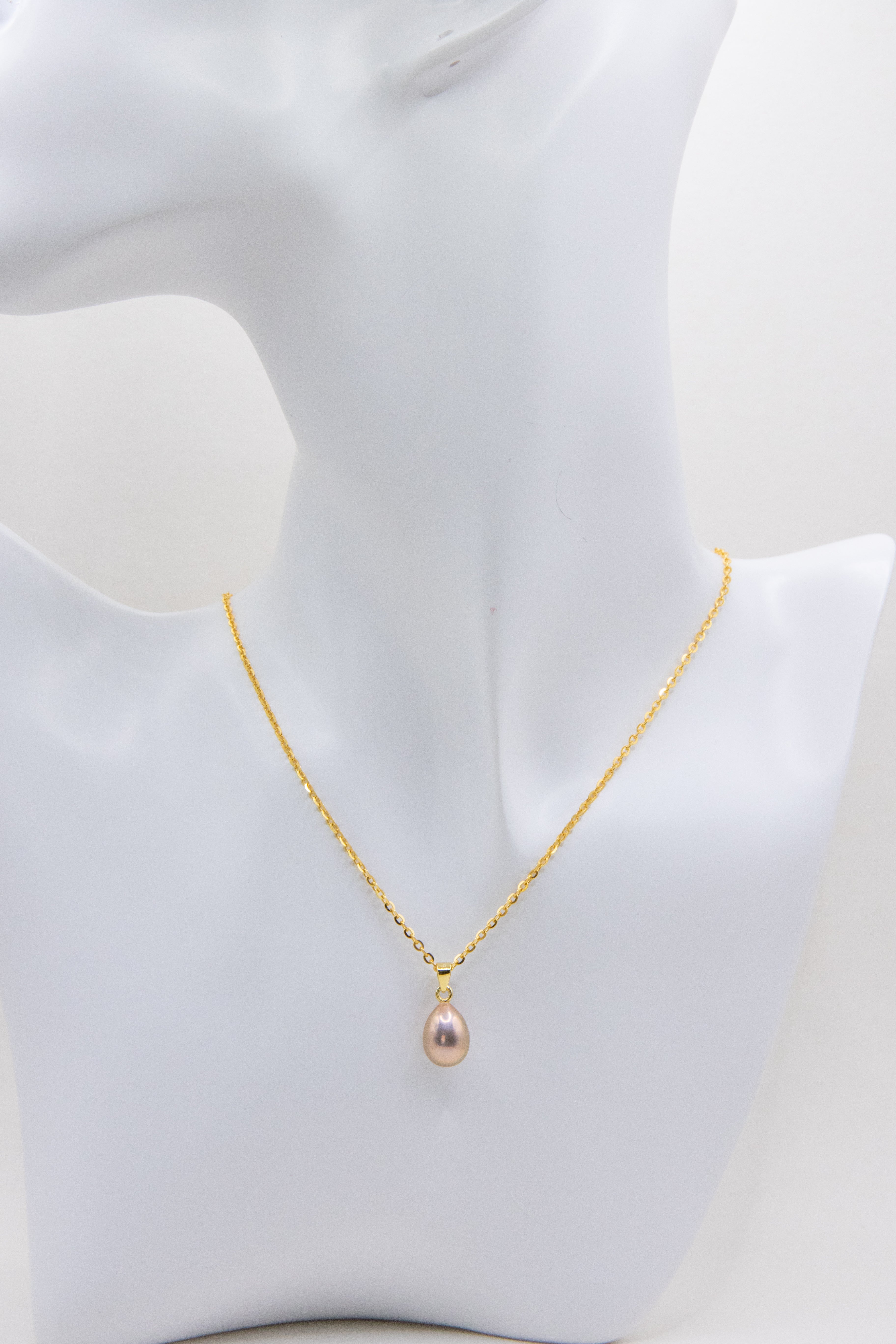 Excellent Golden Drop Pearl Necklace – Natural Seedless Pearl on Gold-Plated O-Link Chain