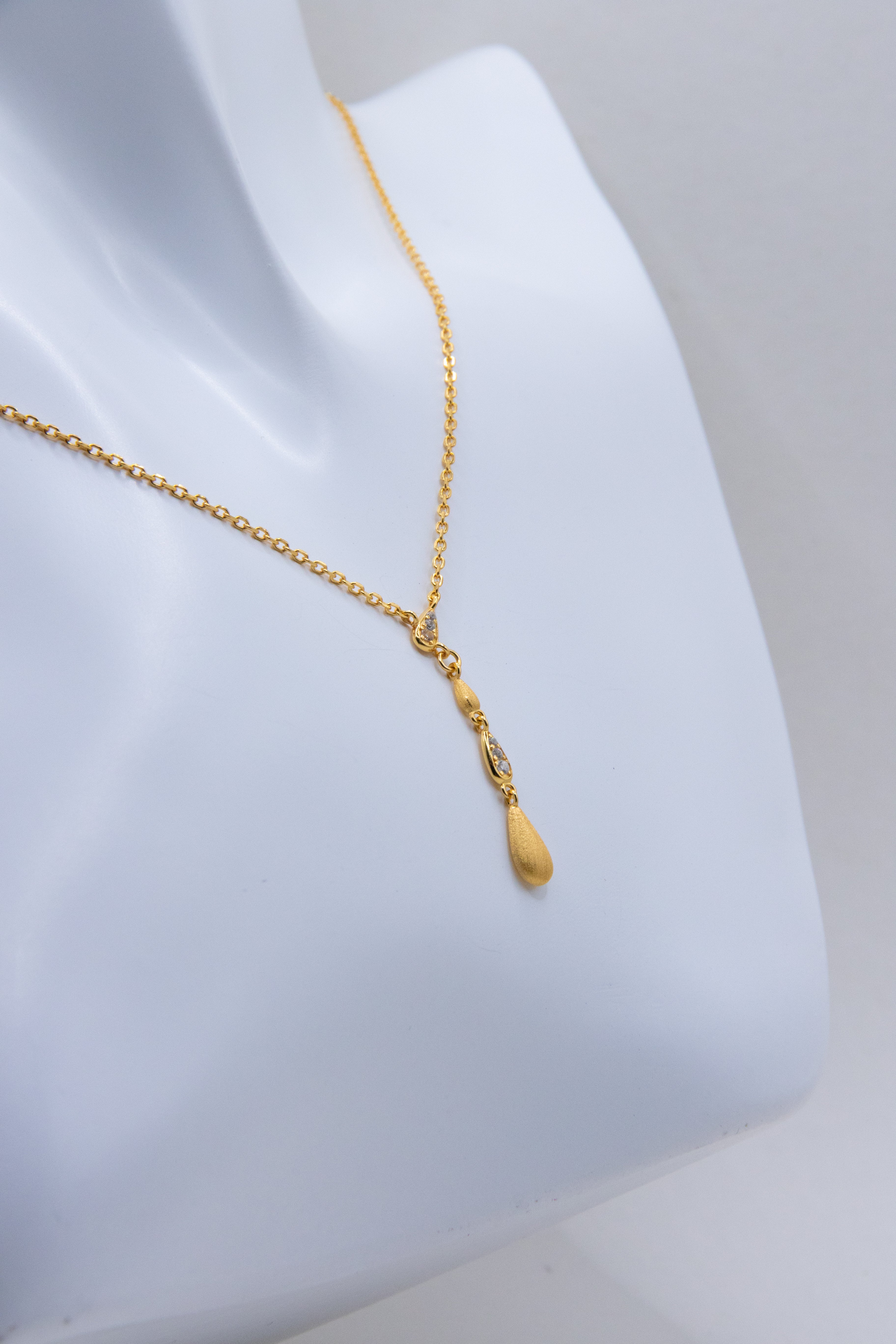 Gold-Plated Slim Chain Necklace – Minimalist Everyday Essential