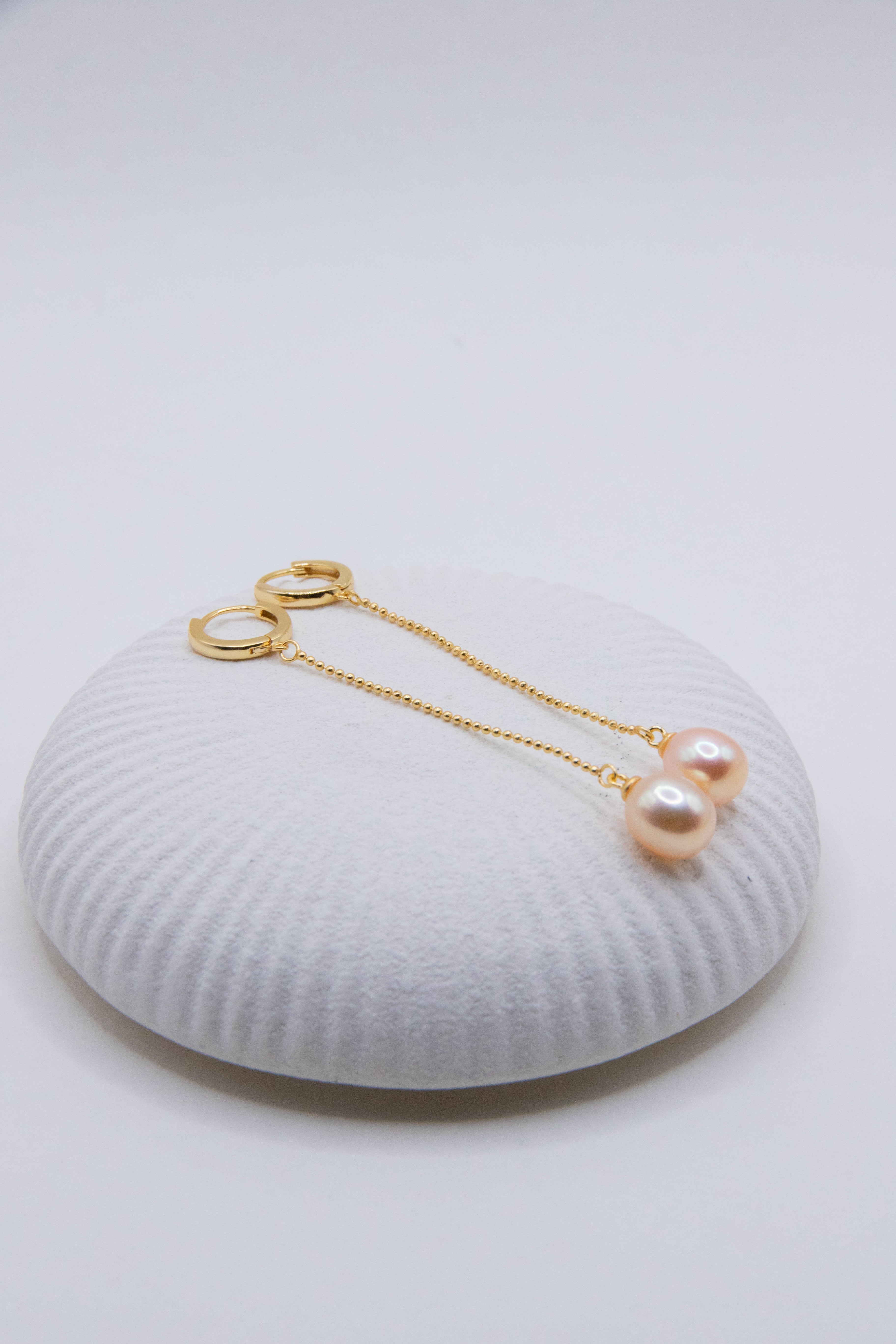 DROP IN SHINE -Golden Drop Pearl Earrings – Lightweight Baroque Seedless Pearls on Gold Hoops