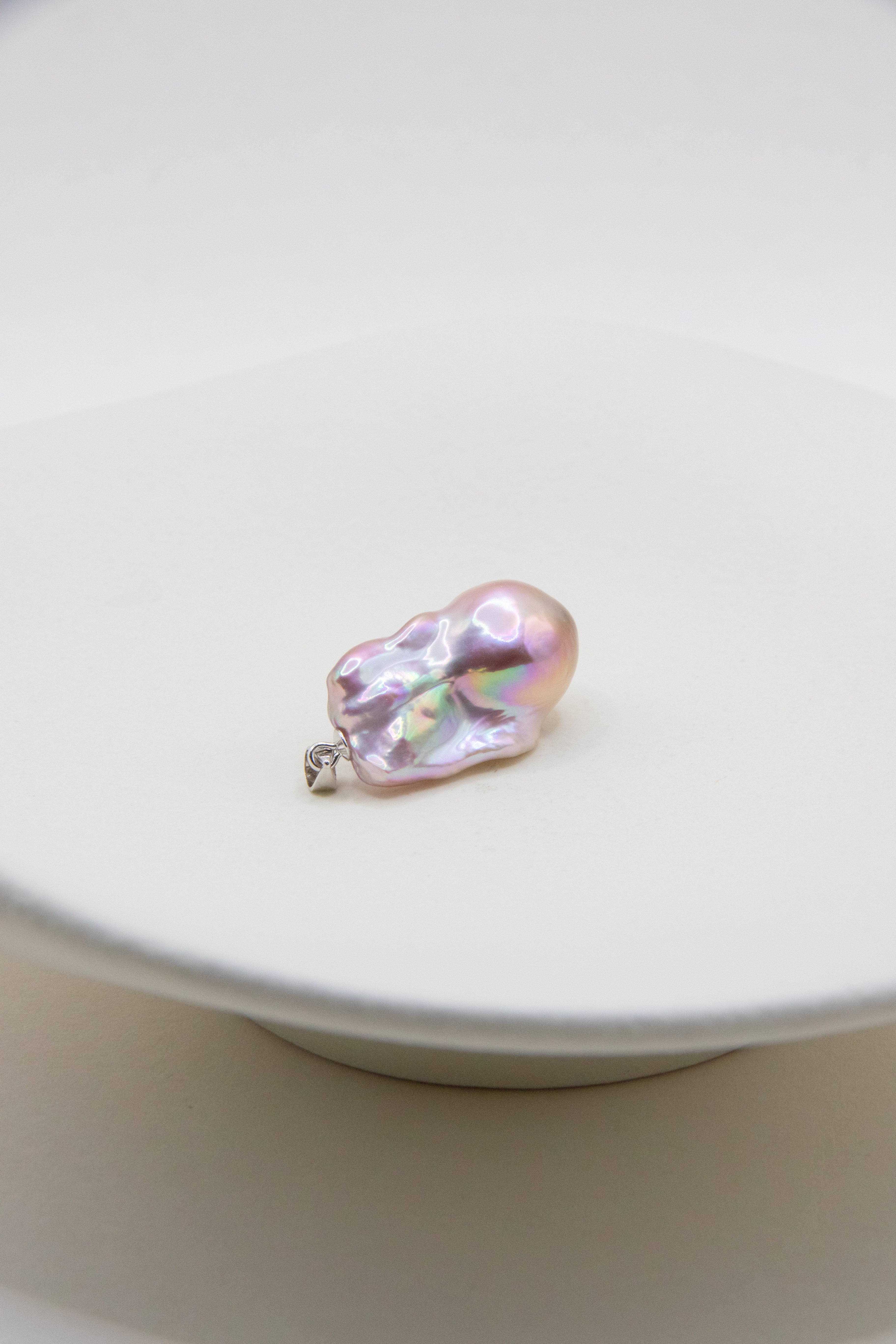 Metallic Rose Baroque Pearl Pendant – Collector's Grade, Cool Rose Glow