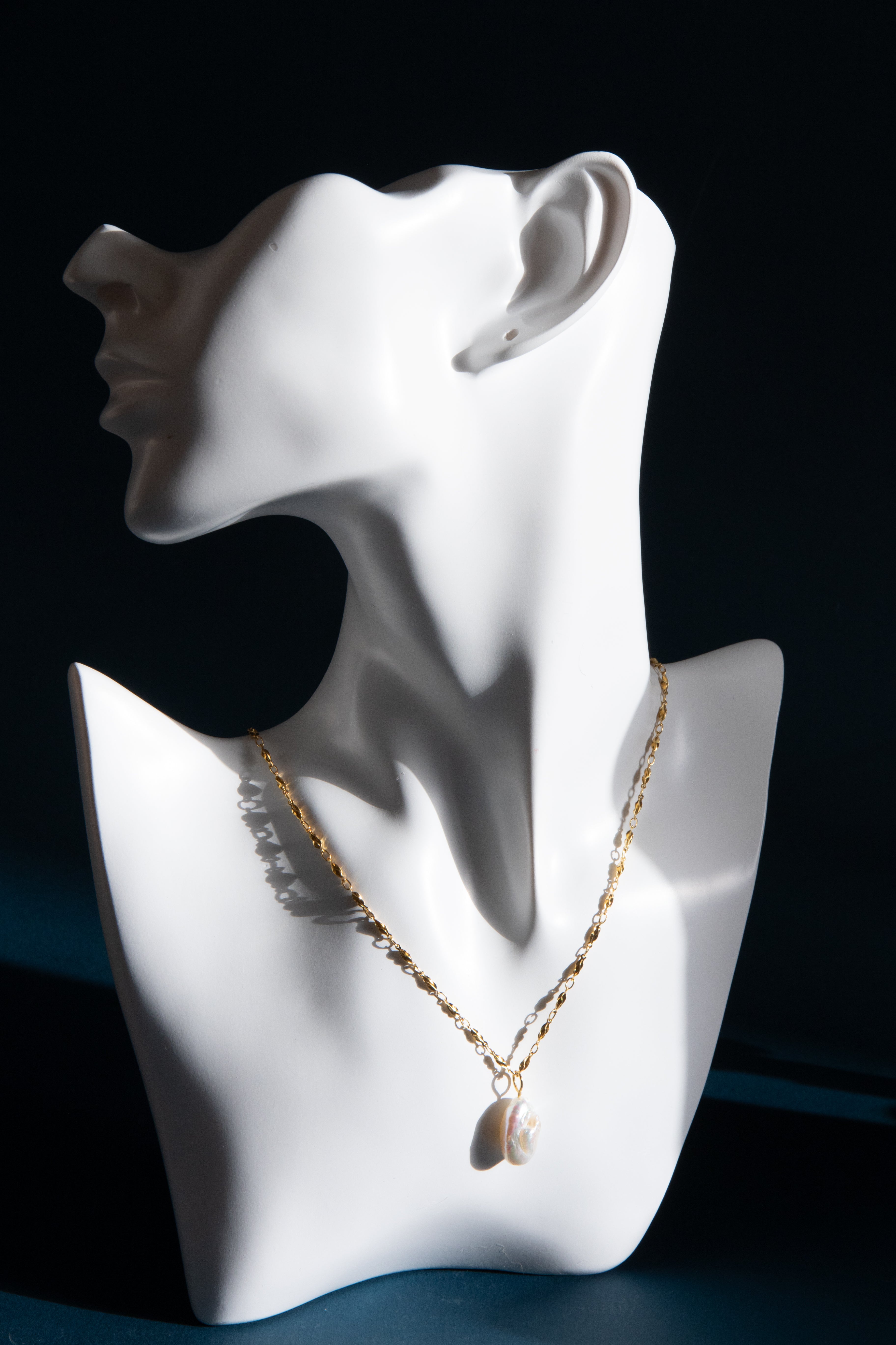 Starfruit Chain Pearl Necklace – Lightweight Drop Petal Pearl