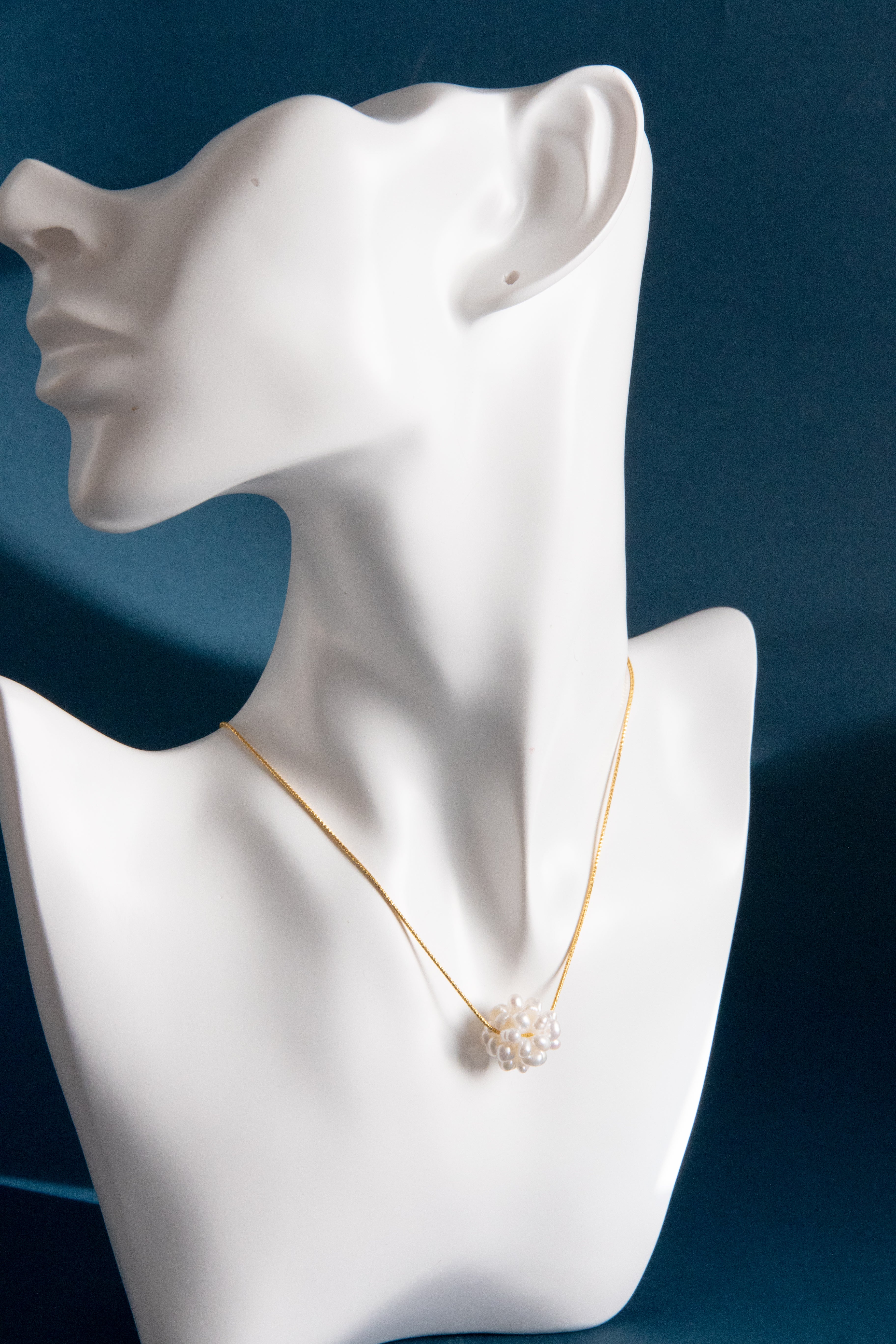 Endless Summer Hydrangea Pearl Necklace – Handwoven Mini Pearls