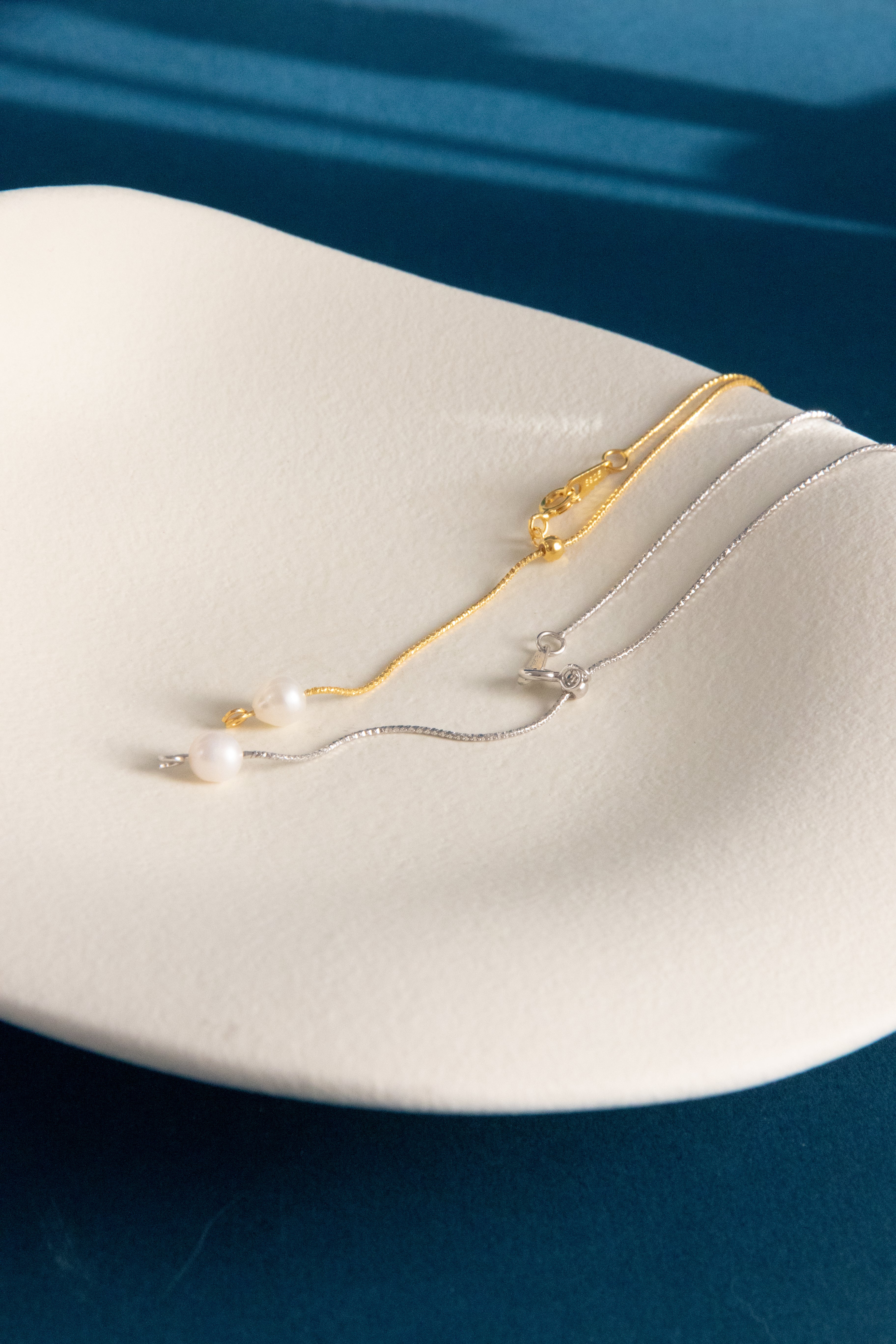 Endless Summer Hydrangea Pearl Necklace – Handwoven Mini Pearls