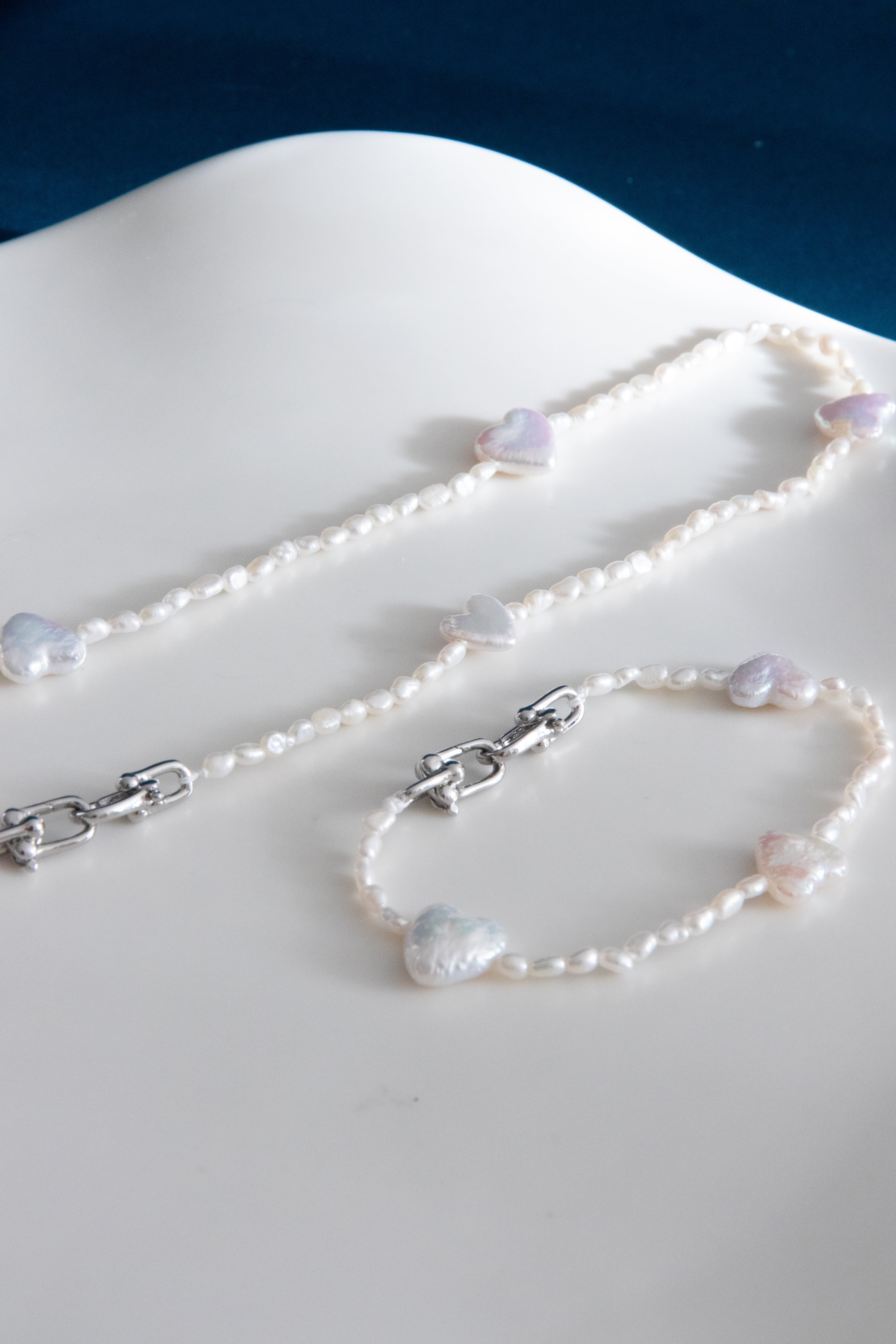 Mini White Freshwater Heart Pearl Necklace – Snow in Winter by Studio MuHe