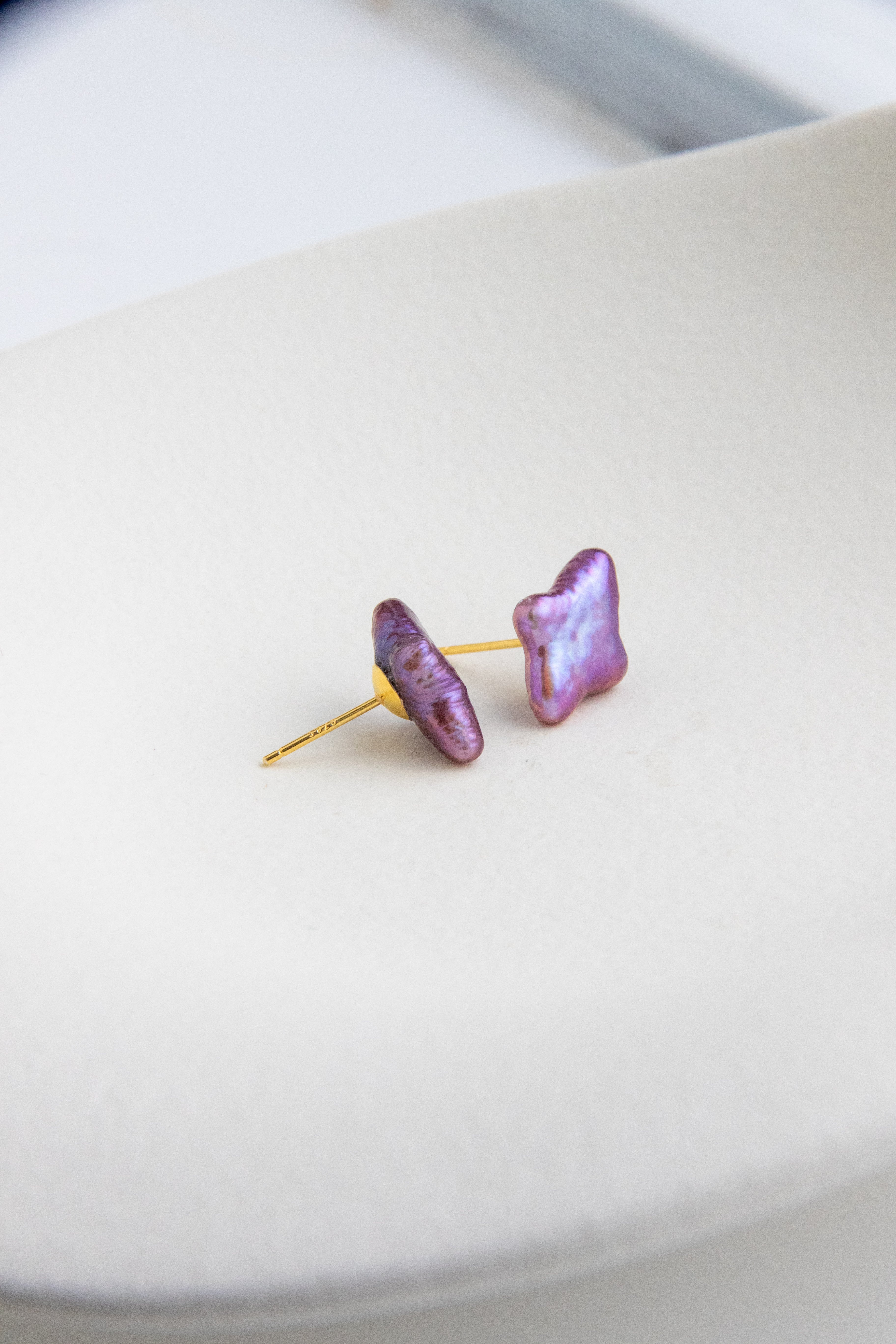 Grape Purple “Northern Star” Pearl Earrings – Deep & Glossy