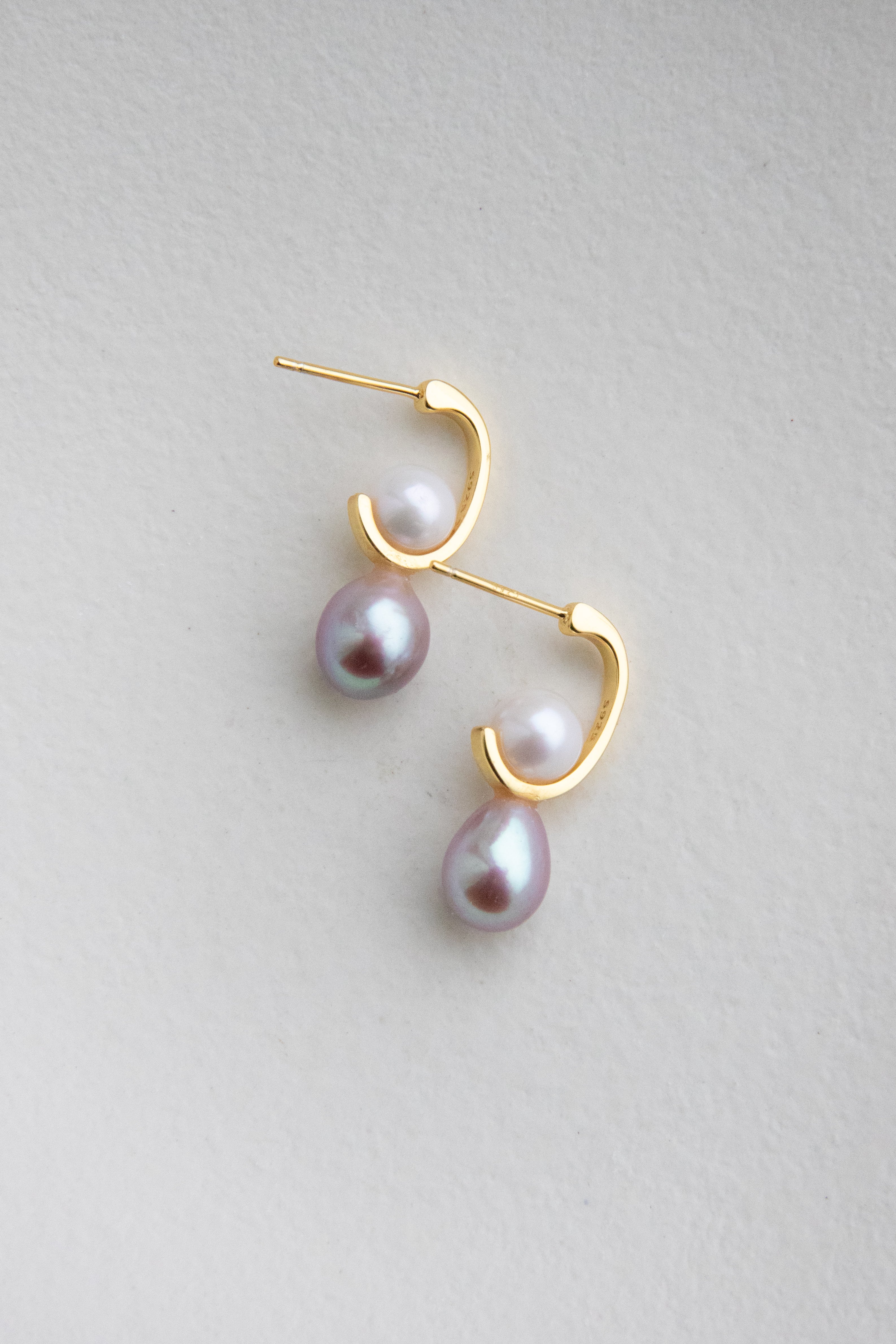 Everyday colorful seedless pearl ear studs