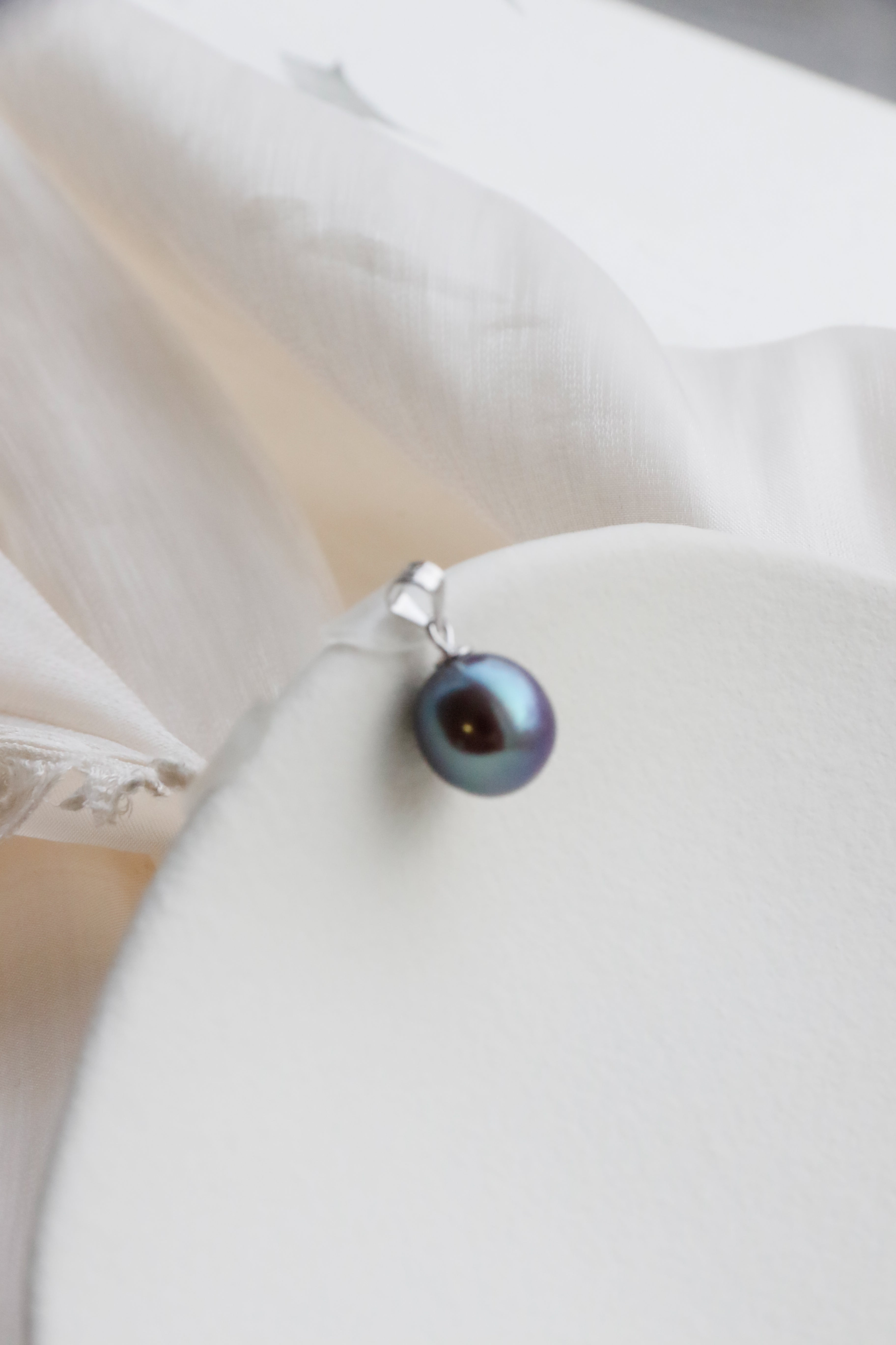 Deep Blue-Purple Baroque Pearl Pendant – 10mm Near Drop Shape | Natural Freshwater Pearl