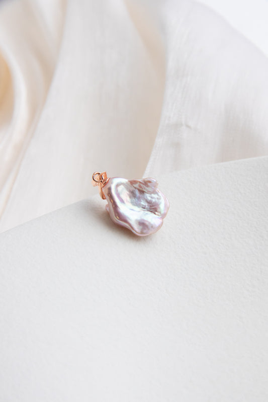 Natural Rose Pink Petal Pearl Pendant – Ultra Bright Lustre | Gift-Ready
