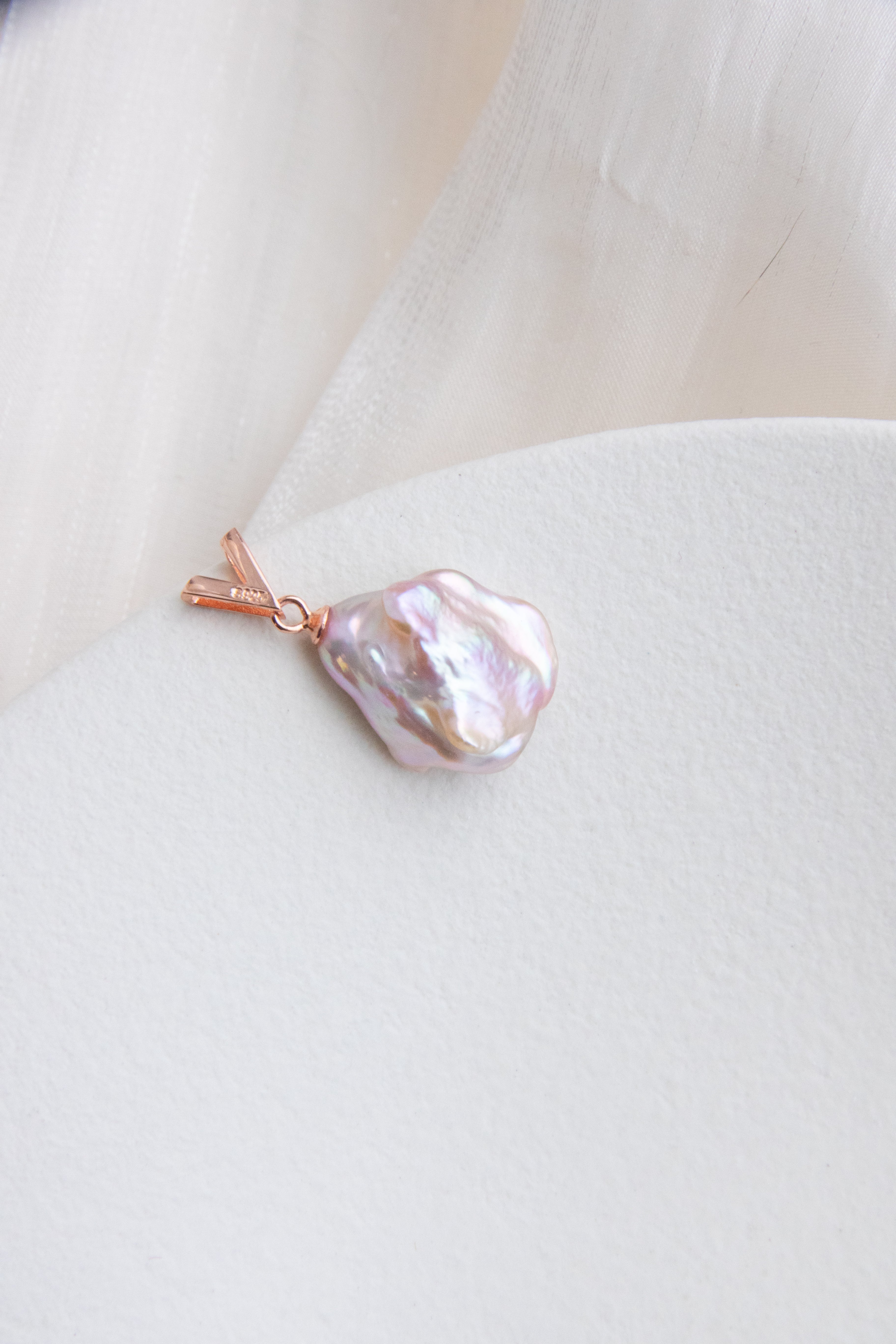 Natural Rose Pink Petal Pearl Pendant – Ultra Bright Lustre | Gift-Ready