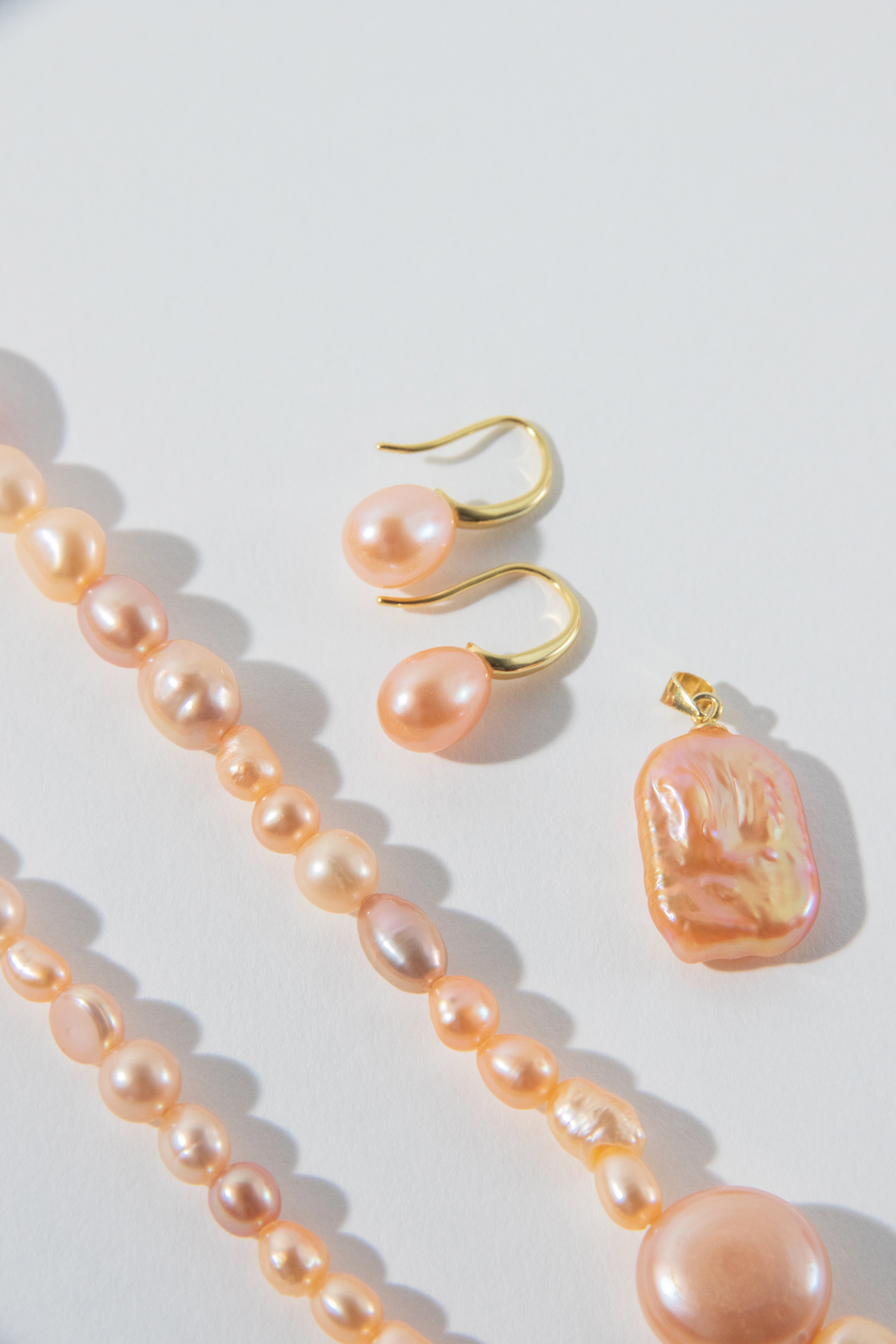 "Warm Orange"-Natural orange pearl jewellery set-Earring + Pendant (With a free necklace)
