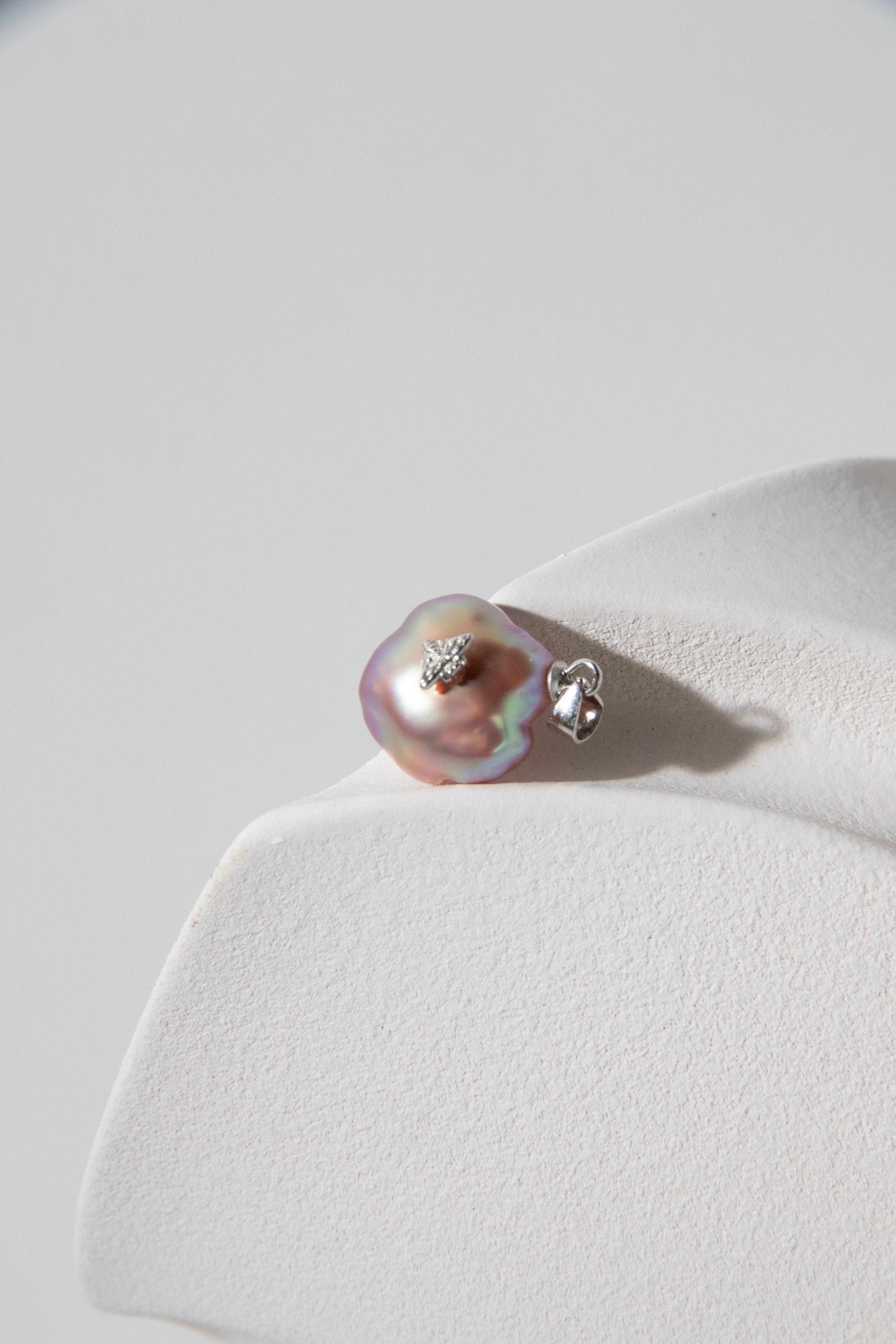 Freshwater clover pearl pendant-Dream Lavender