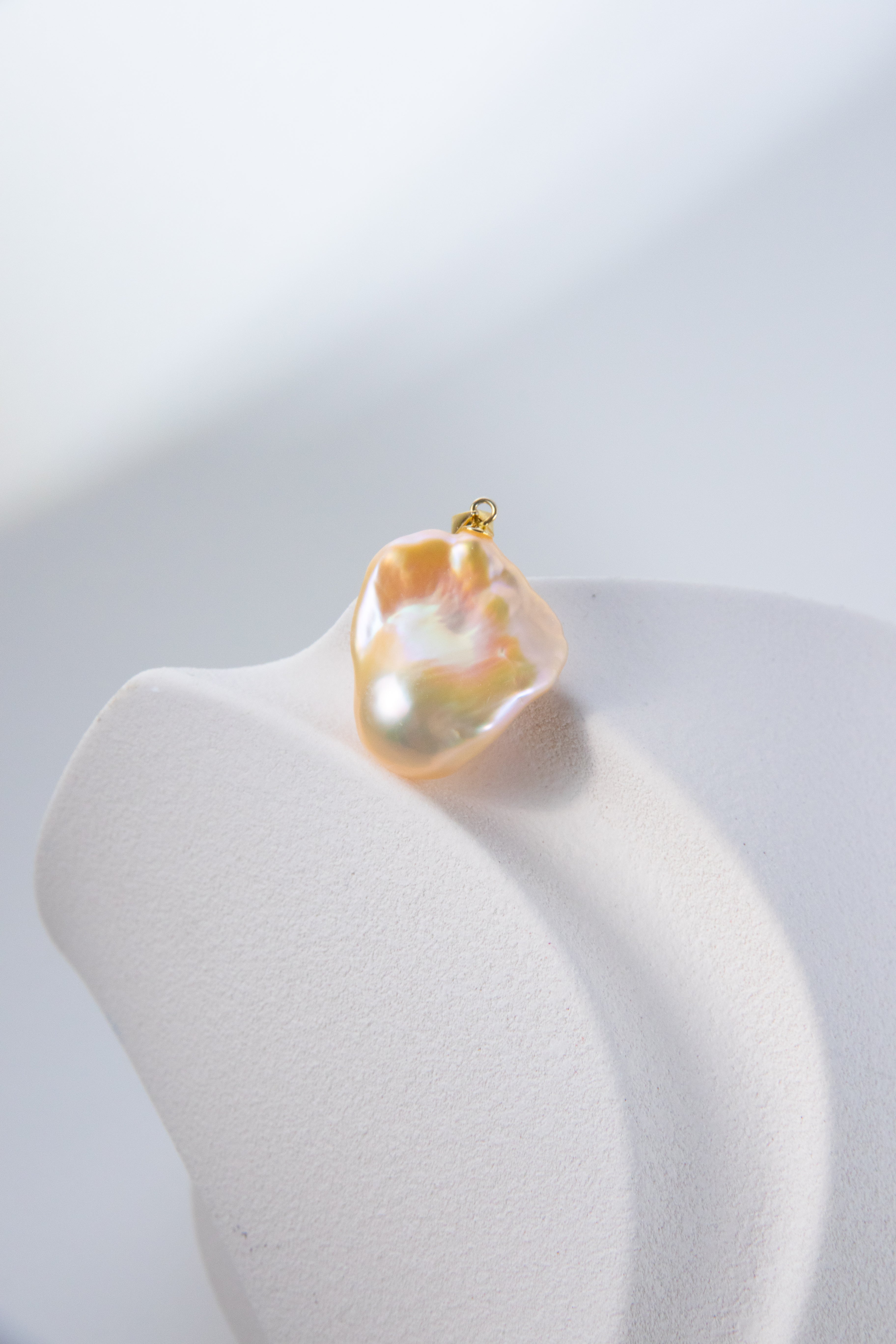 Champagne Friends-Unique natural baroque pearl pendant