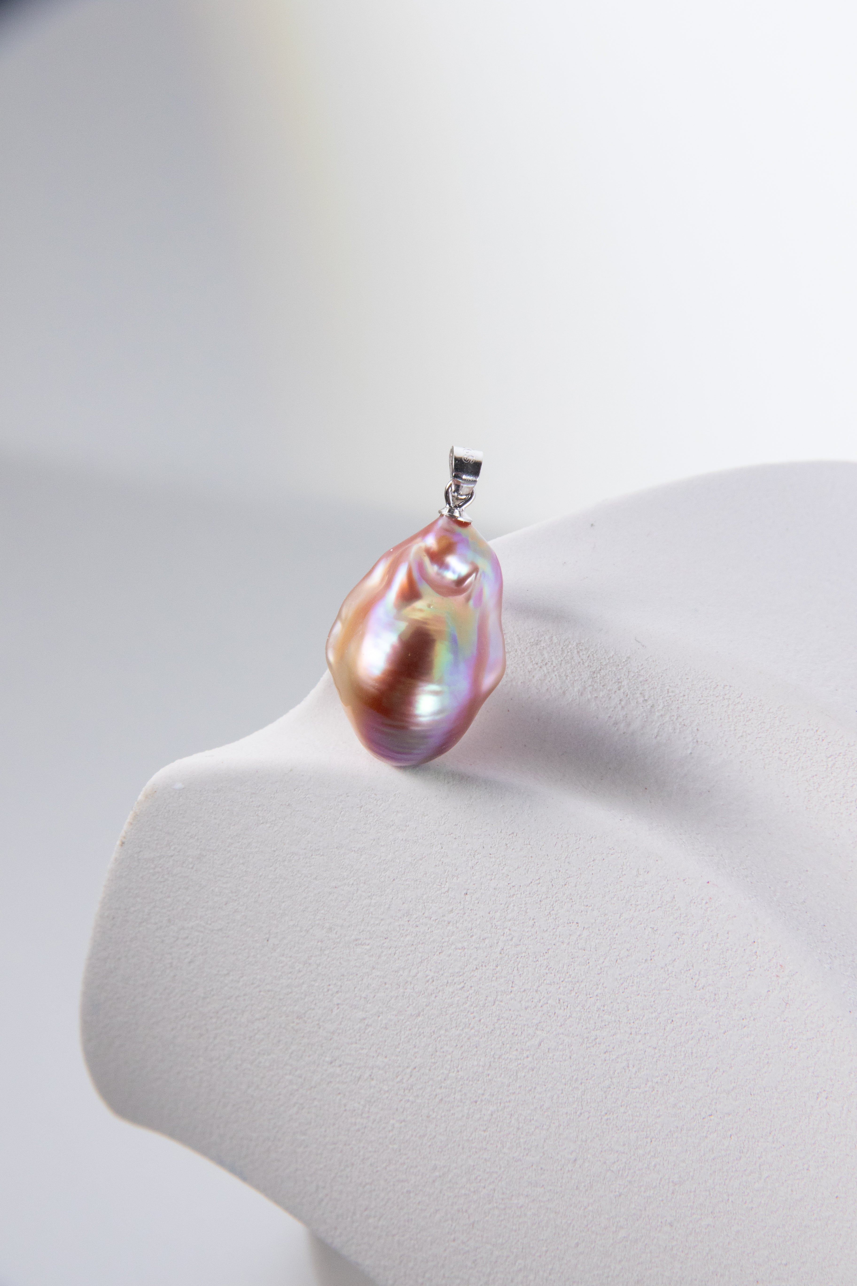 Roasted Walnut with Aurora-Unique natural baroque pearl pendant