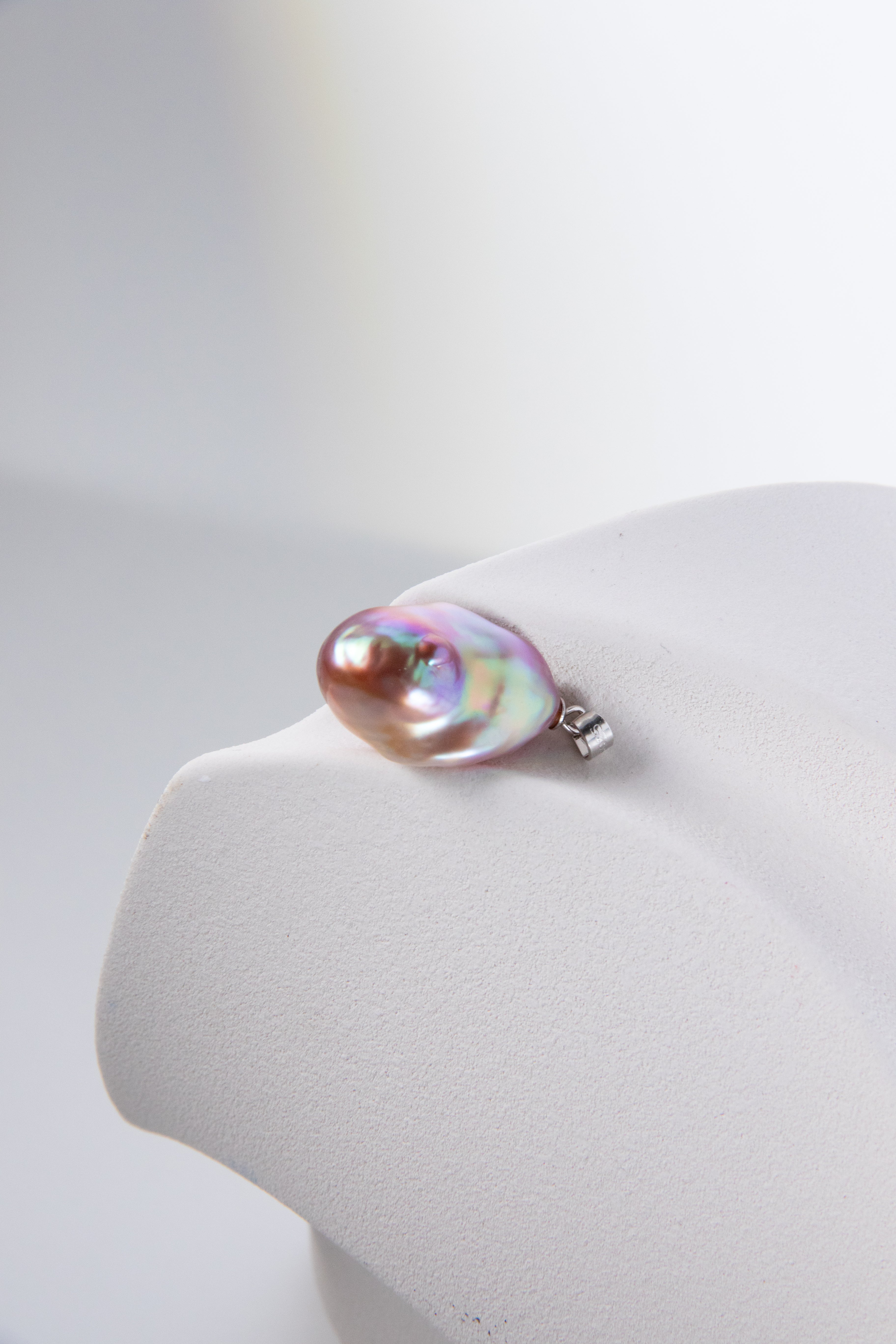 Roasted Walnut with Aurora-Unique natural baroque pearl pendant