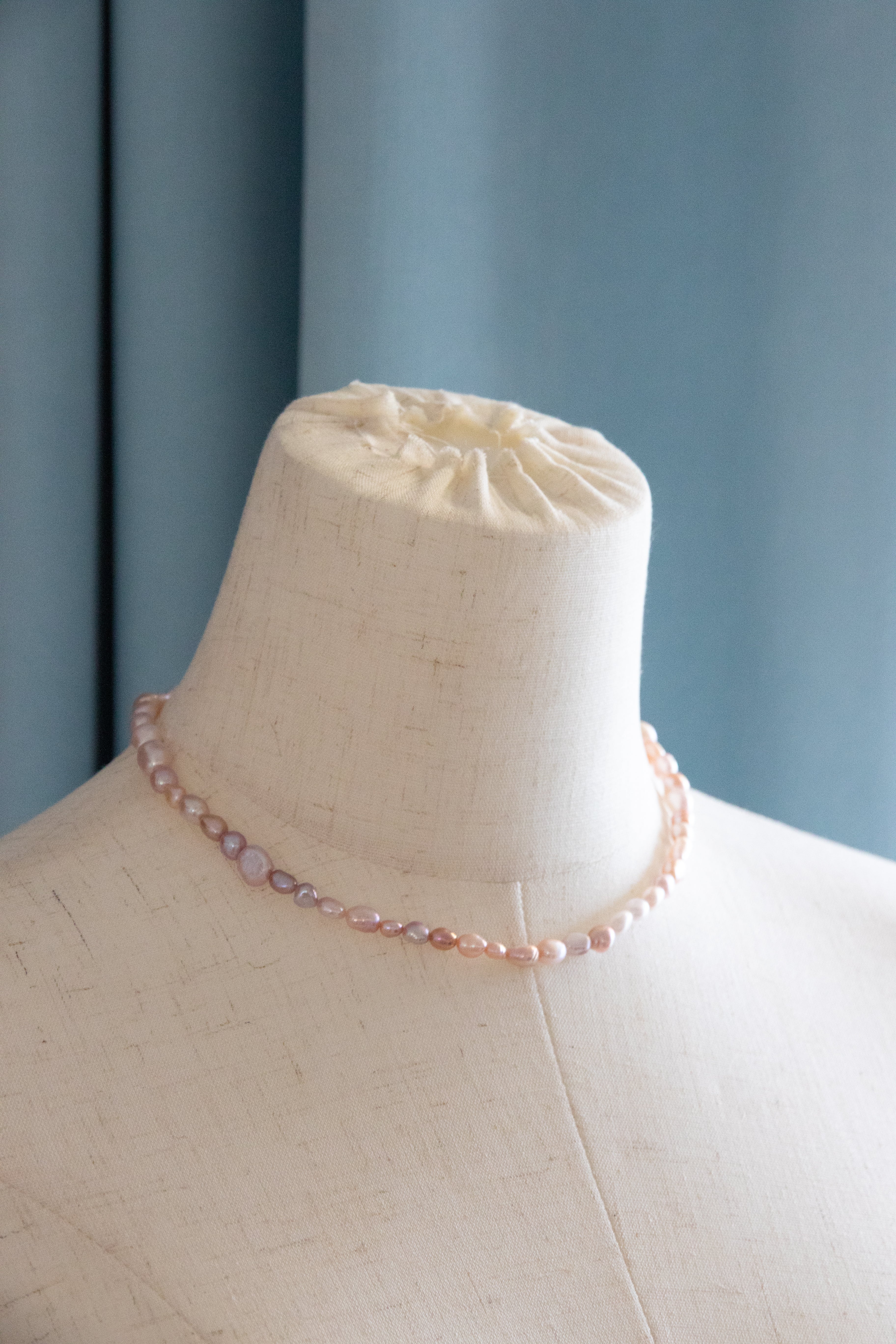 "Pink river stone"-rose color natural freshwater seedless pearl necklace