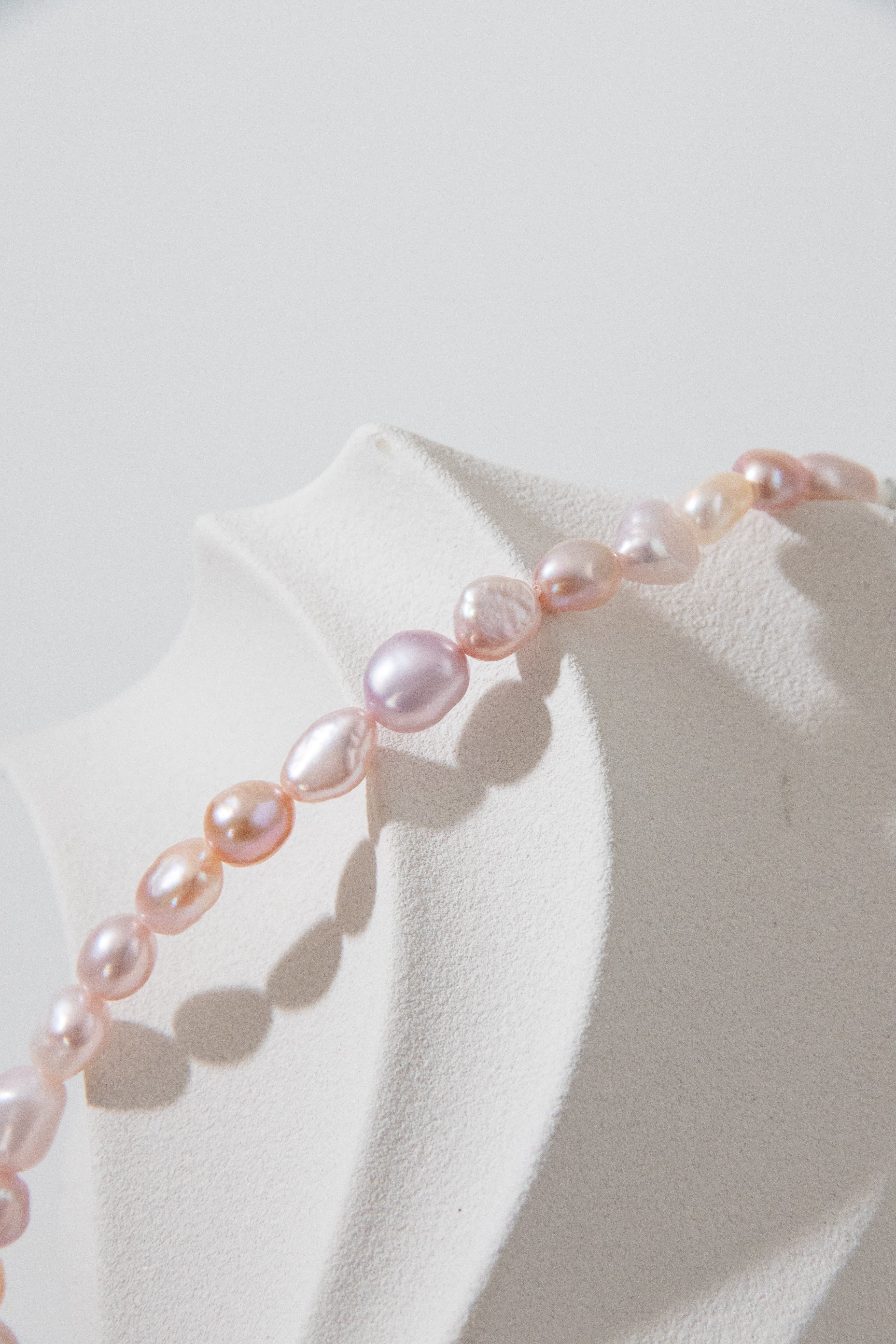 "Pink river stone"-rose color natural freshwater seedless pearl necklace