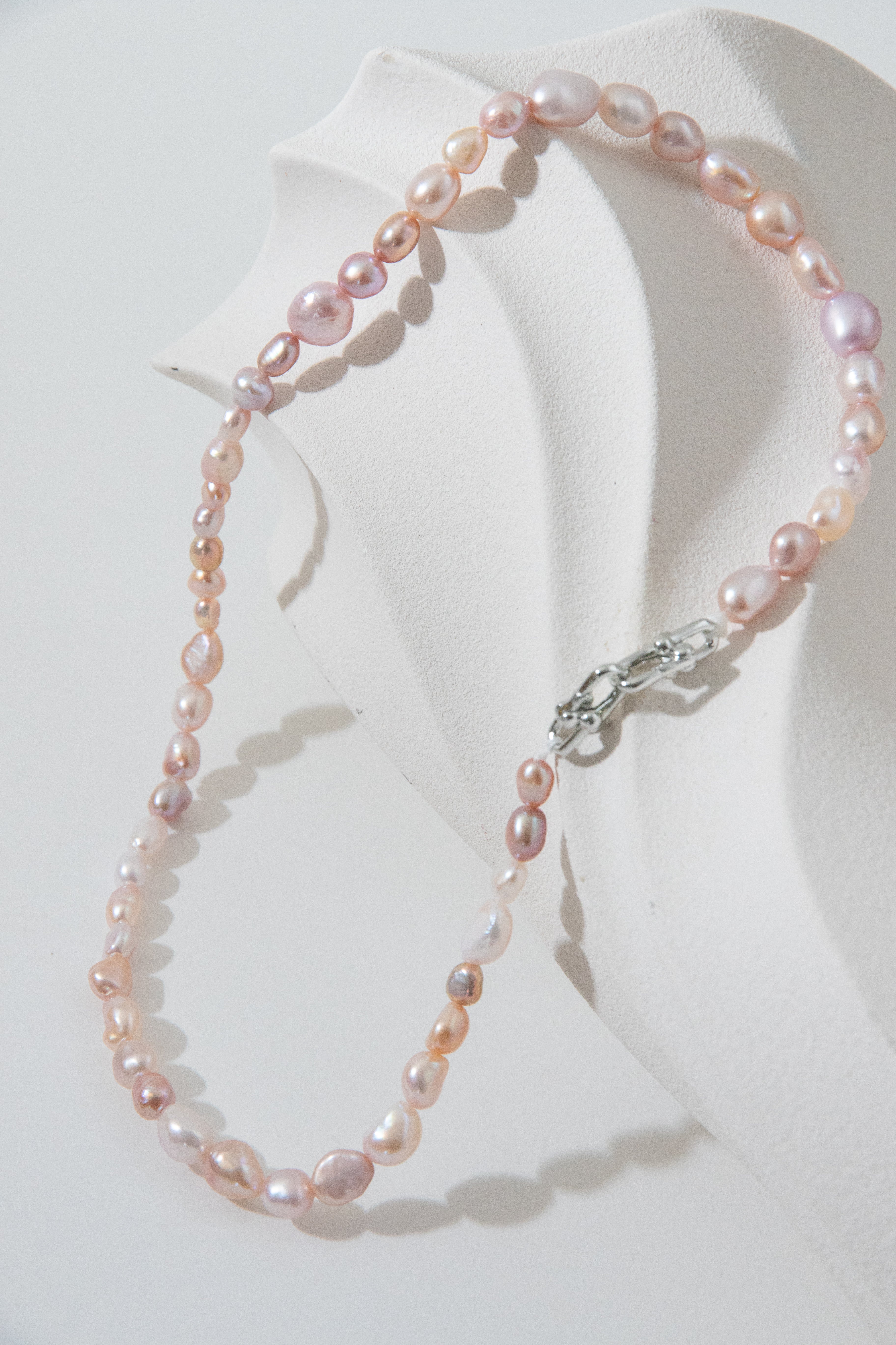 "Pink river stone"-rose color natural freshwater seedless pearl necklace