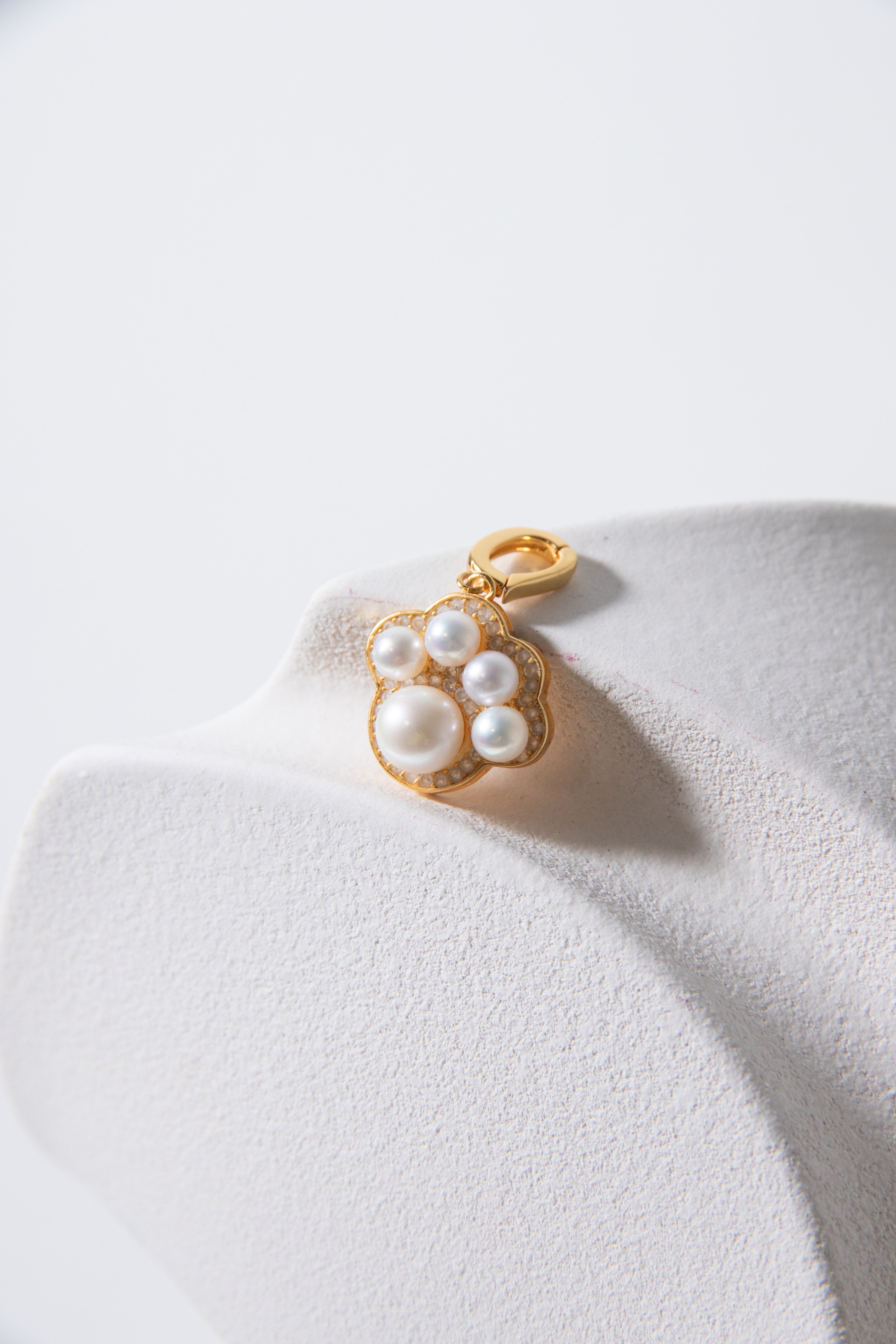cat paw pearl pendant