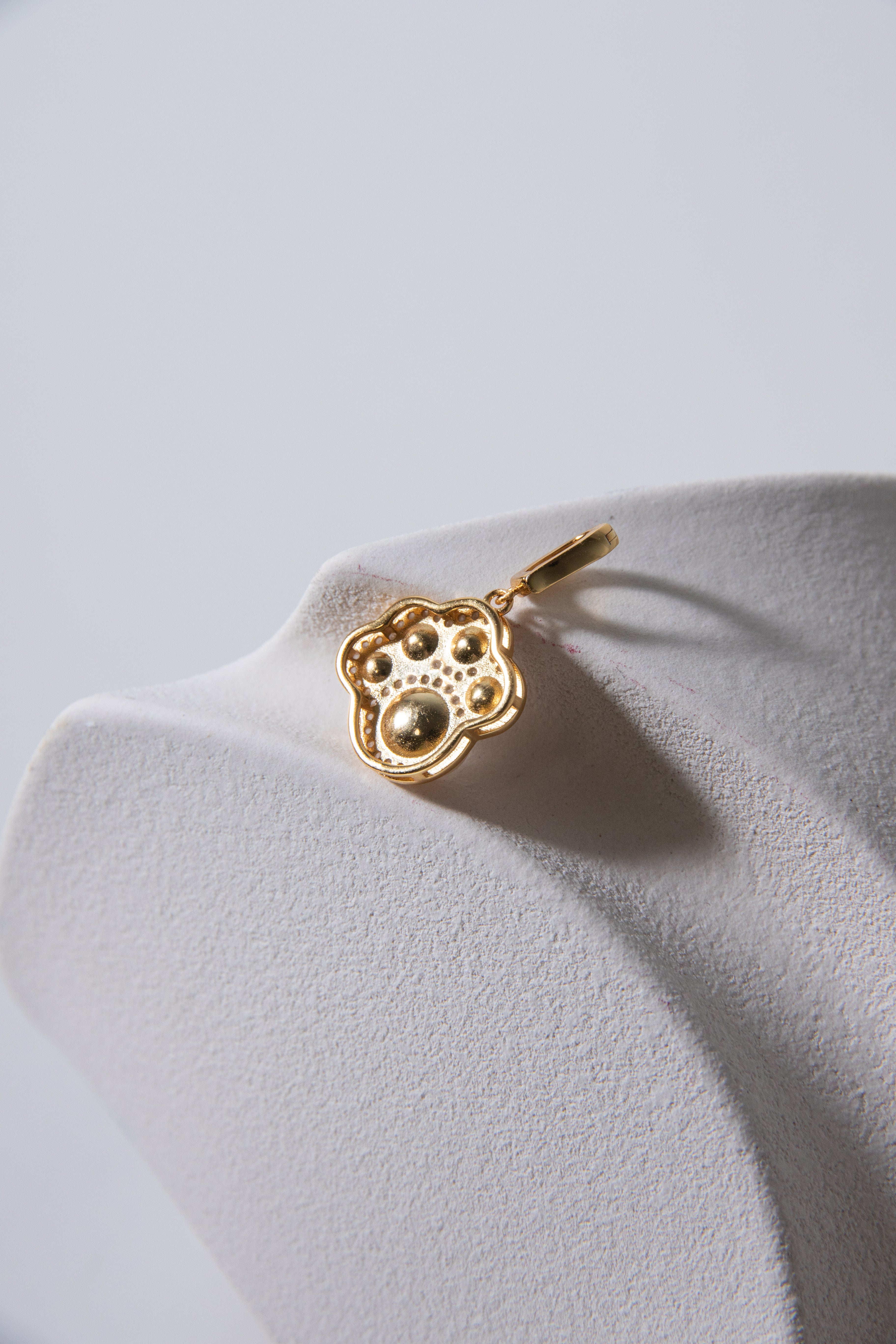 cat paw pearl pendant