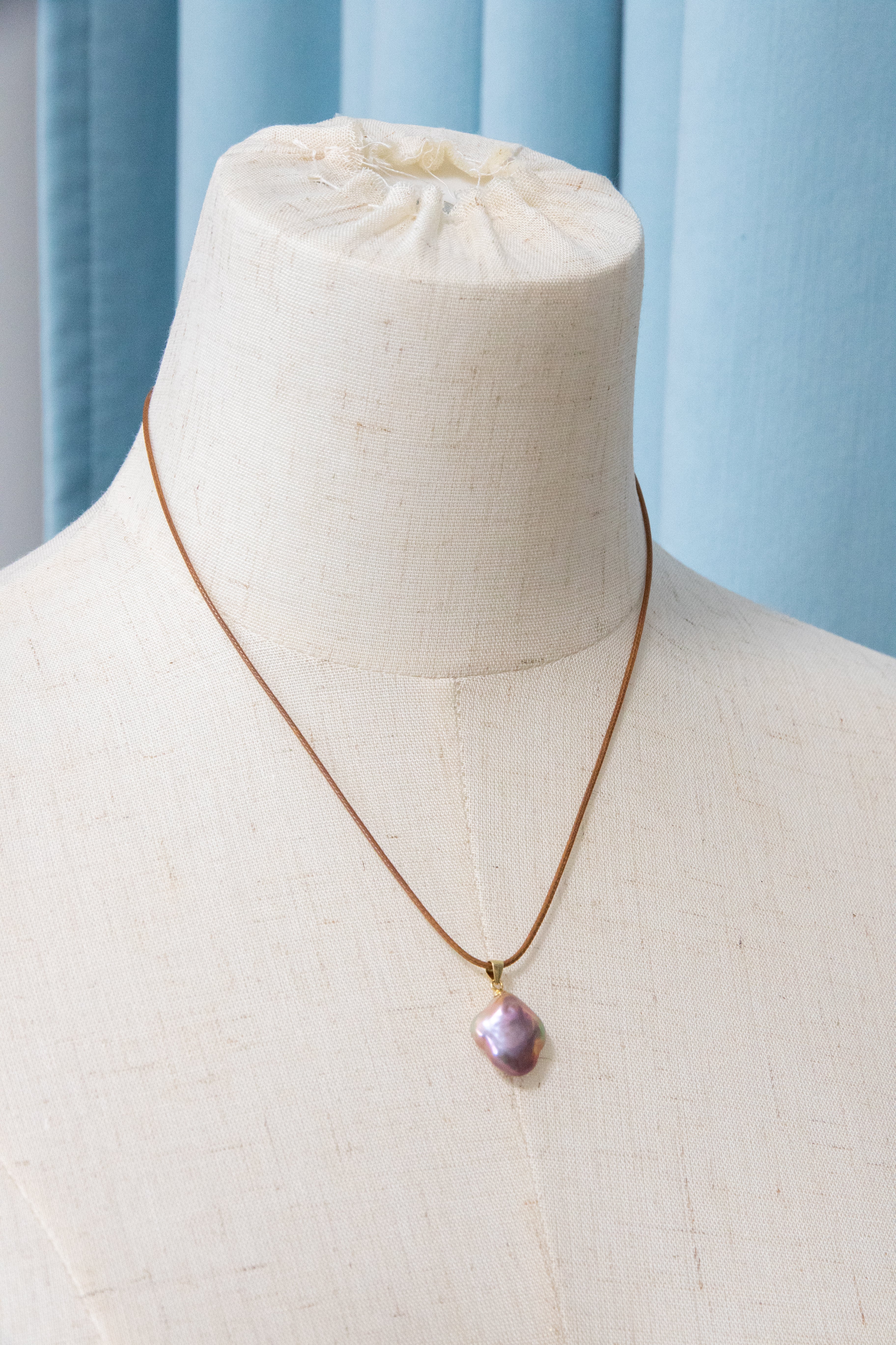 strawberry Rose clover-Unique flawless clover pearl pendant