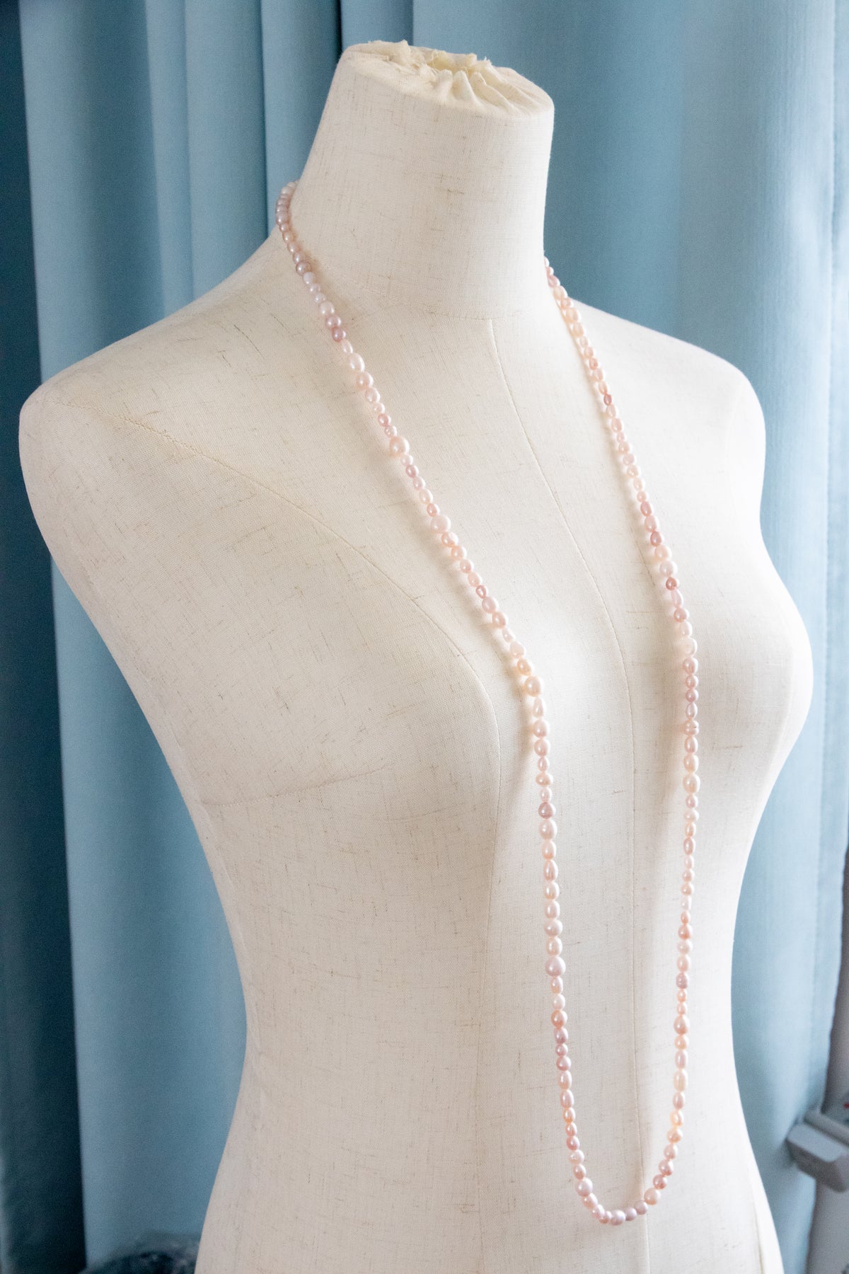 Spring is coming-long natural freshwater pink and white pearls necklace set