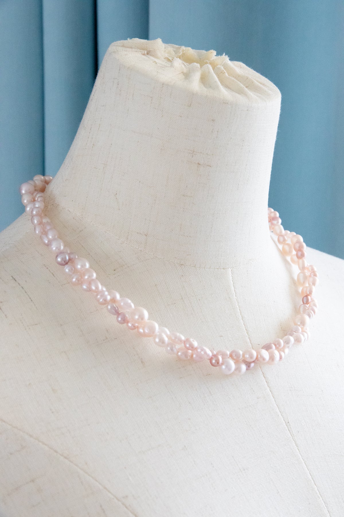 Spring is coming-long natural freshwater pink and white pearls necklace set