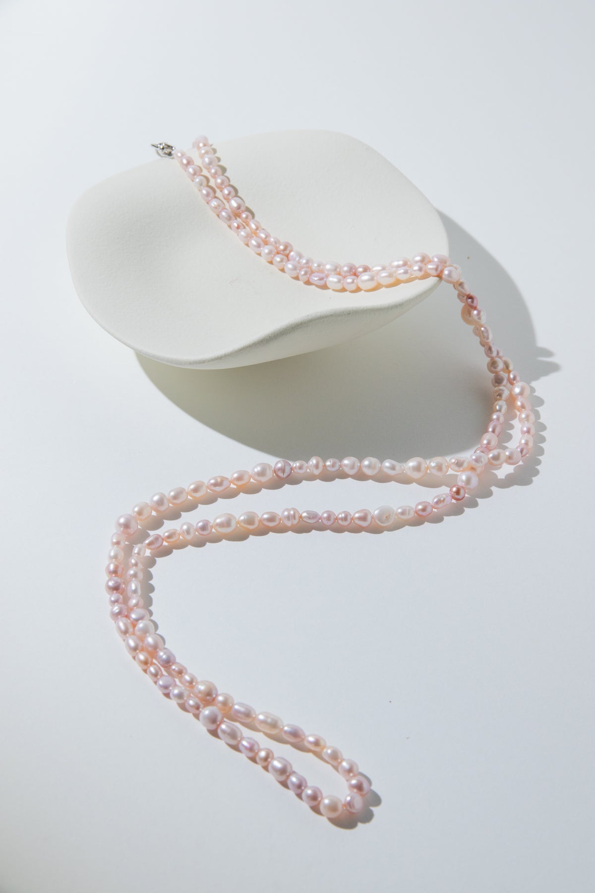 Spring is coming-long natural freshwater pink and white pearls necklace set