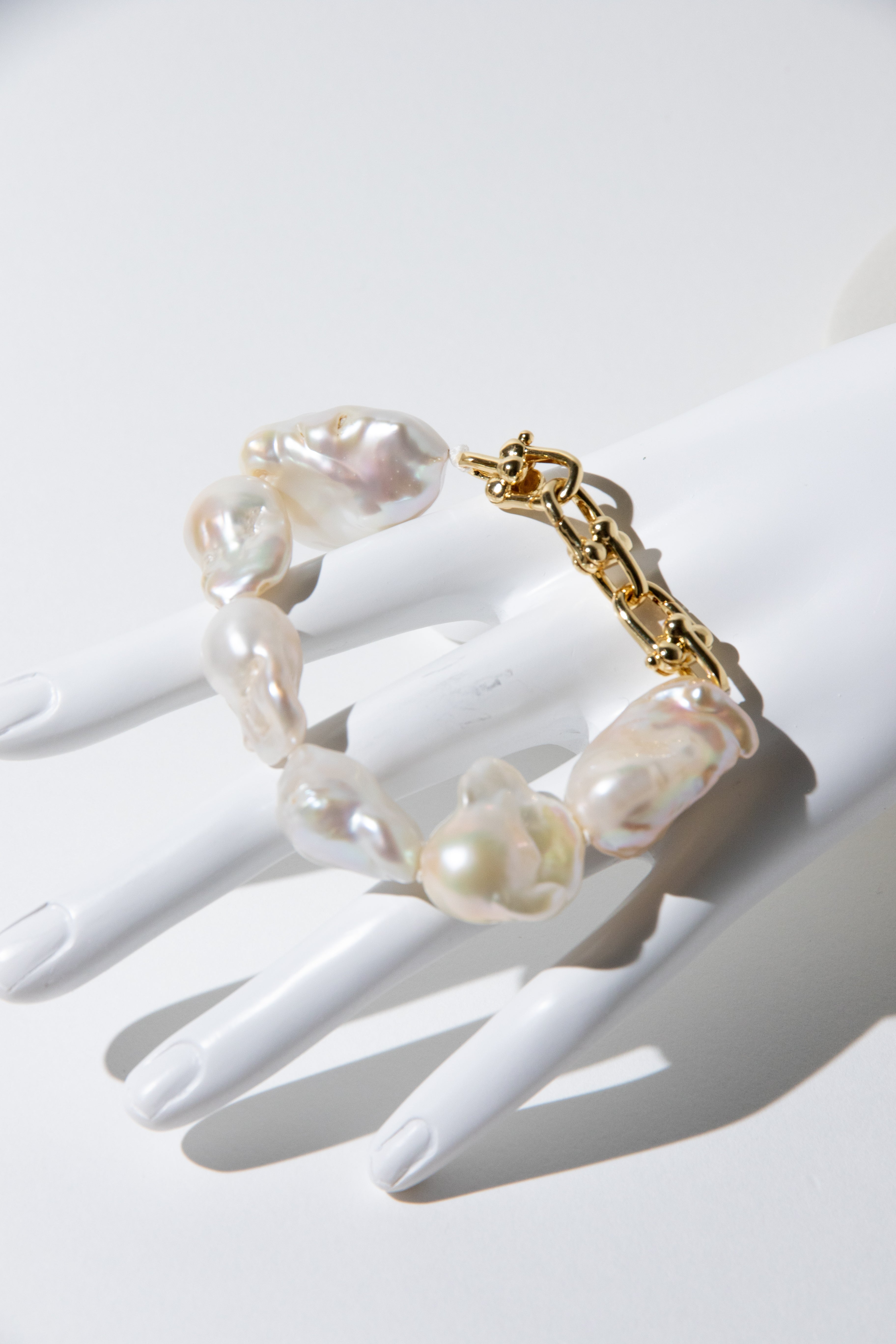 Entry level big natural white baroque pearl bracelet