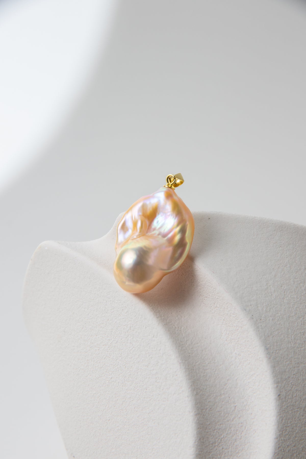 Crystal Golden dream-Unique natural freshwater baroque pearl pendant