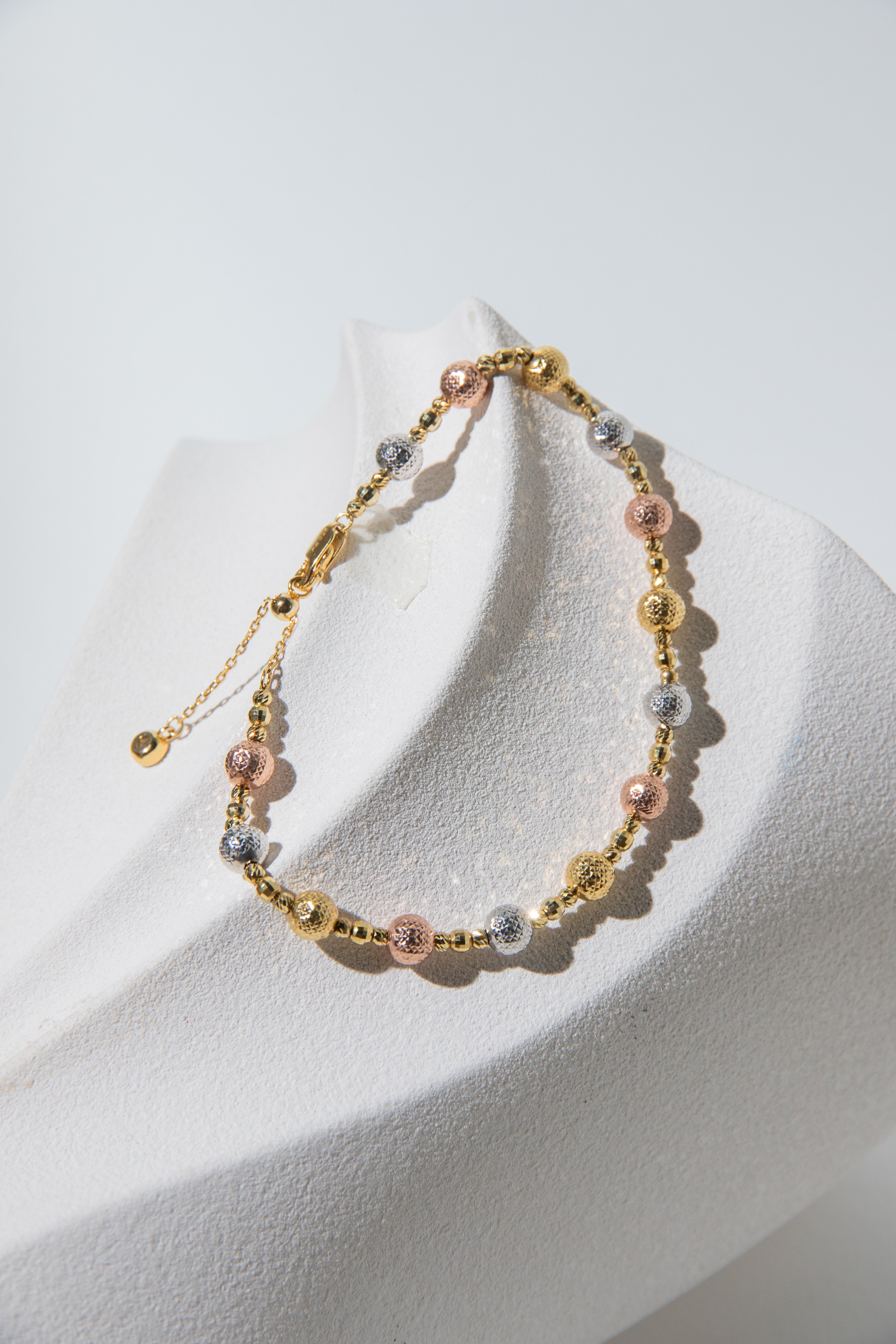 fine silver-3 colors of silver beads bracelet.