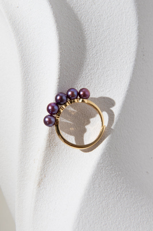Perfect peak-mini freshwater pearl rings with excellent unique intense colors.