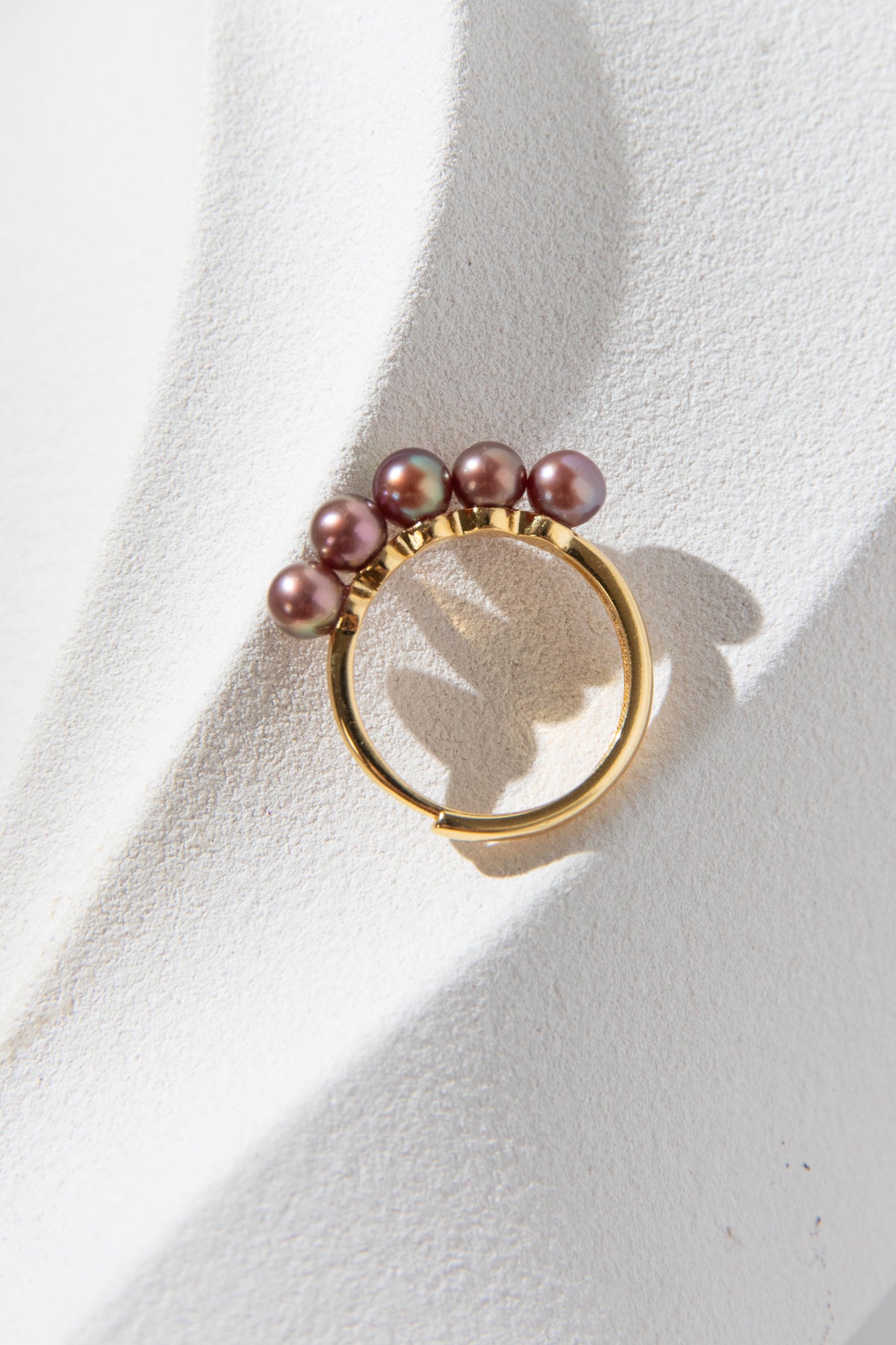 Perfect peak-mini freshwater pearl rings with excellent unique intense colors.