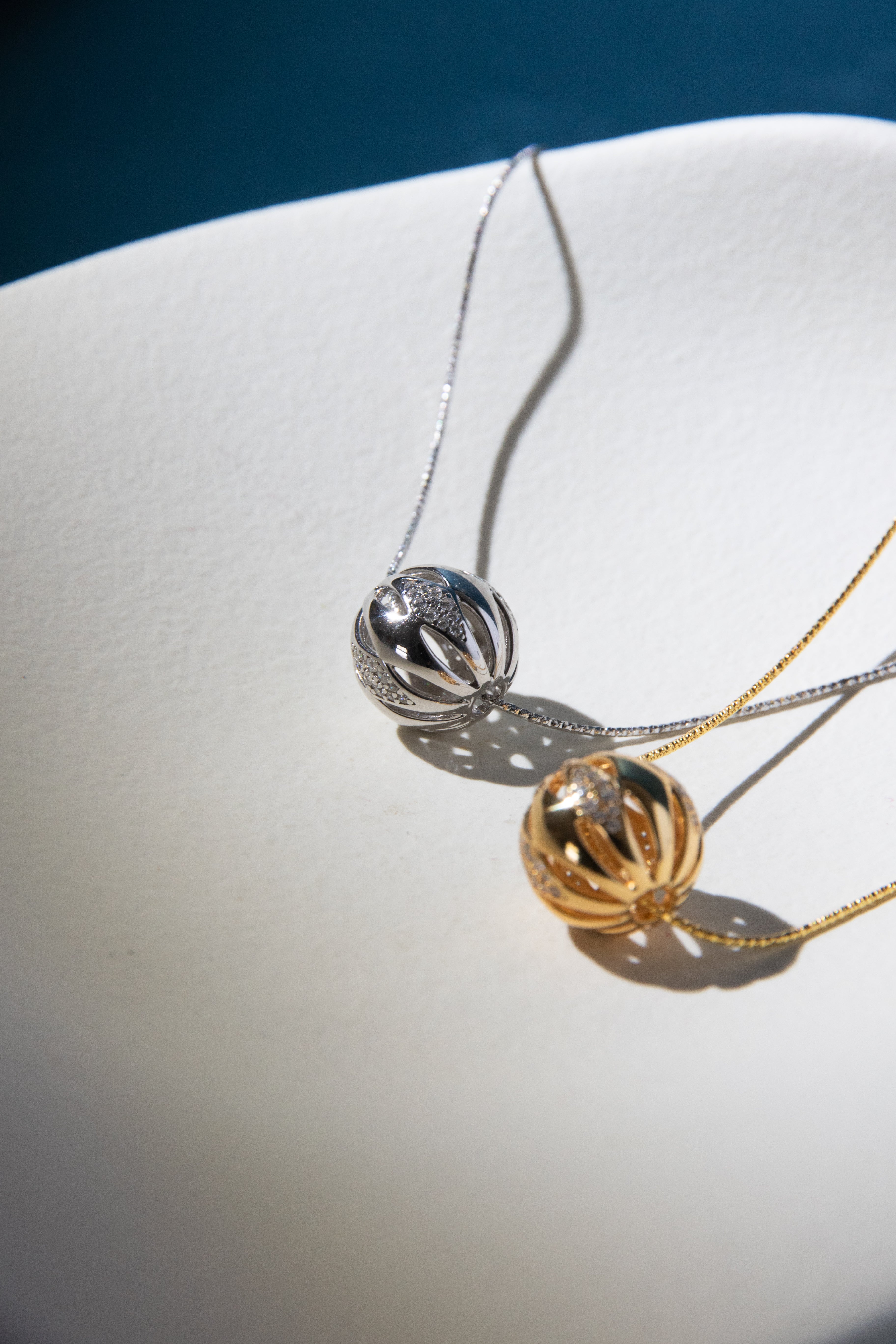 fine silver wonderland sparkling ball necklace