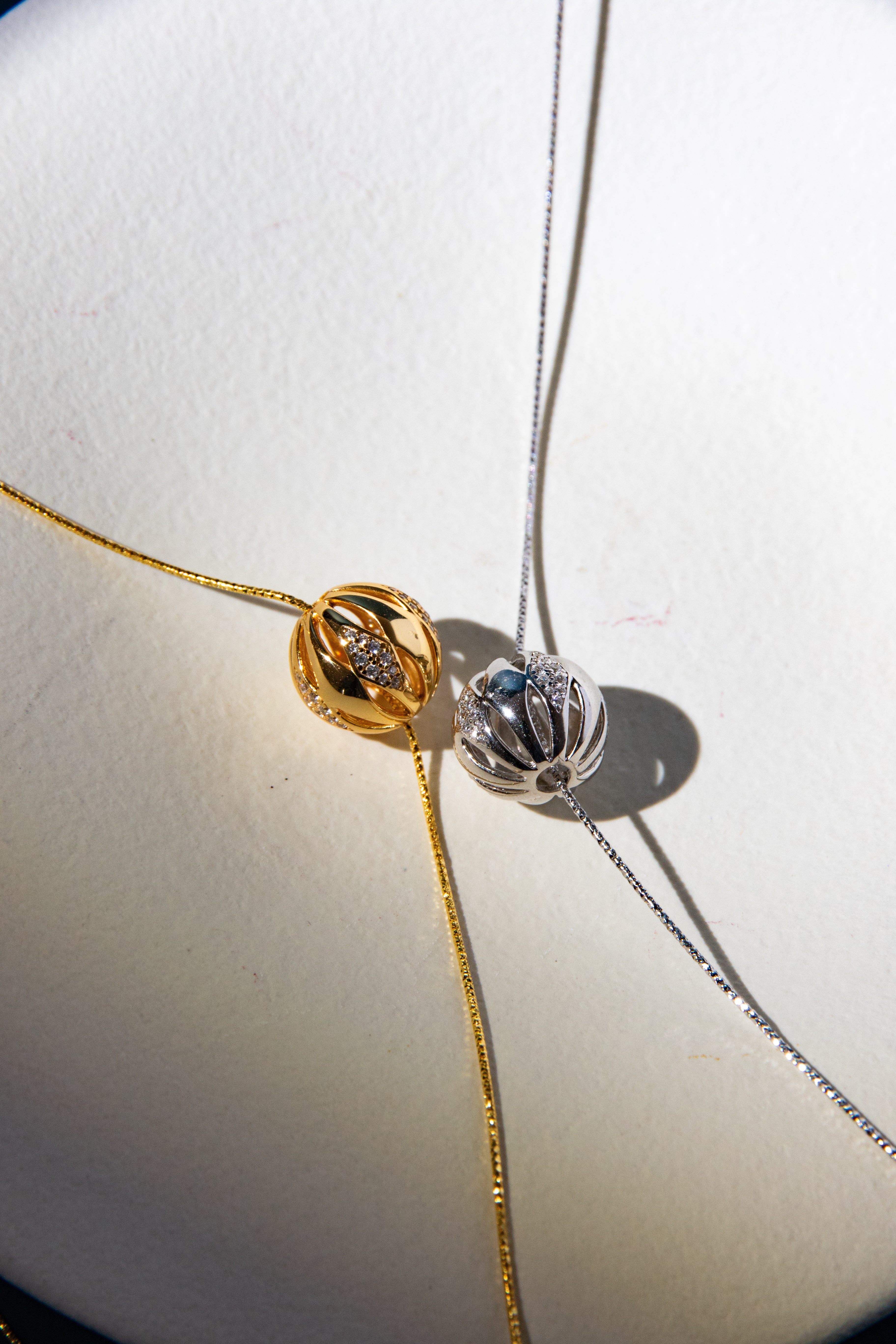 fine silver wonderland sparkling ball necklace